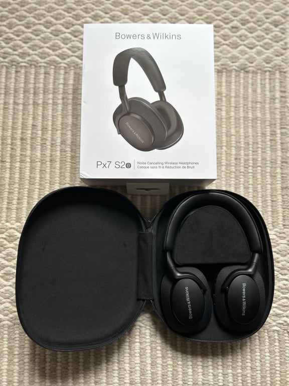 Bowers & Wilkins PX7 S2e Noise Cancelling Wireless Over Ear Bowers & Wilkins PX7 S2e Noise Cancelling Wireless Over Ear