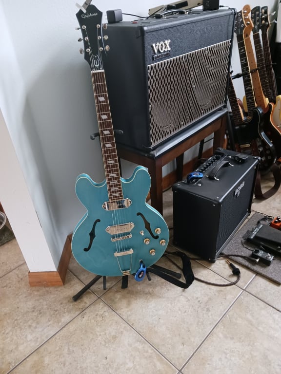 Epiphone Casino Worn Hollowbody Electric Guitar Olive Drab Epiphone Casino Worn Hollowbody Electric Guitar Olive Drab