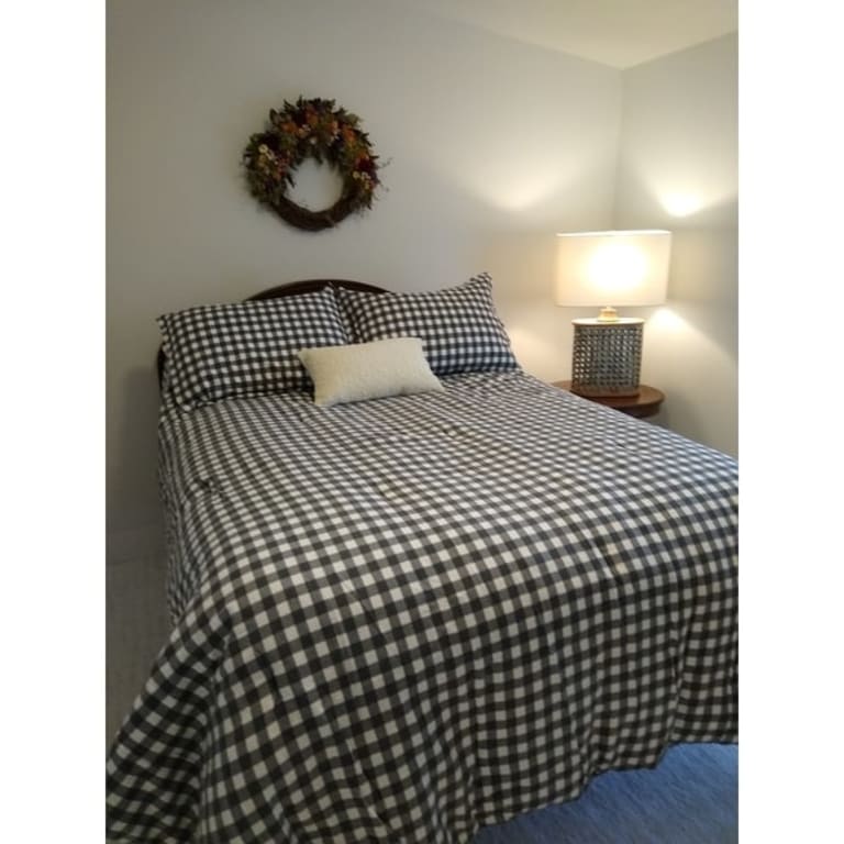 Eddie Bauer Preston Flannel Comforter Set Full/Queen - Dark Grey Windowpane Plaid (Includes Comforter & Sham)