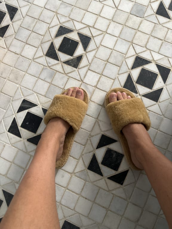 Customer Image Captioned: Cozyyyy