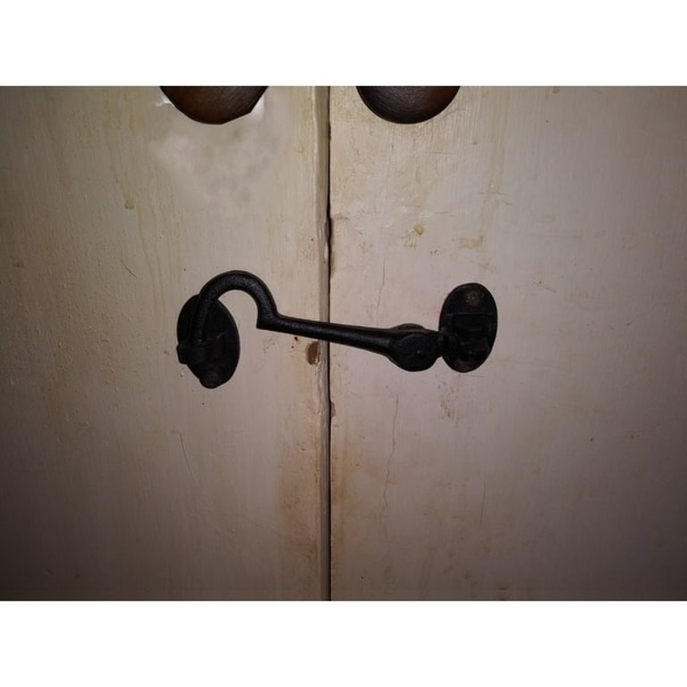Black Wrought Iron Door Latch Lock 4.5 Swivel Style Hook and Eye
