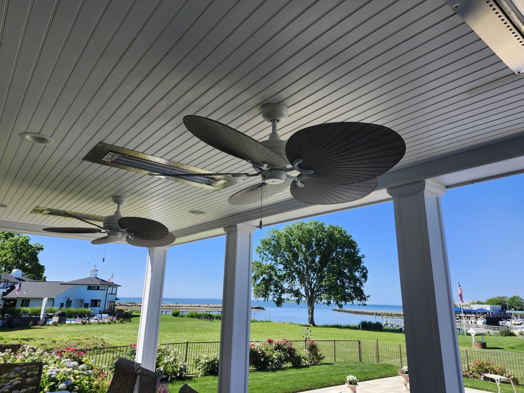 Hinkley Lighting Tropic Air 52