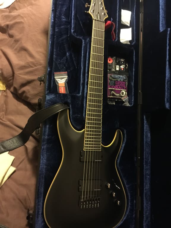 Schecter Blackjack 7弦 Schecter Black Jack C7 7-String Electric Guitar | zZounds