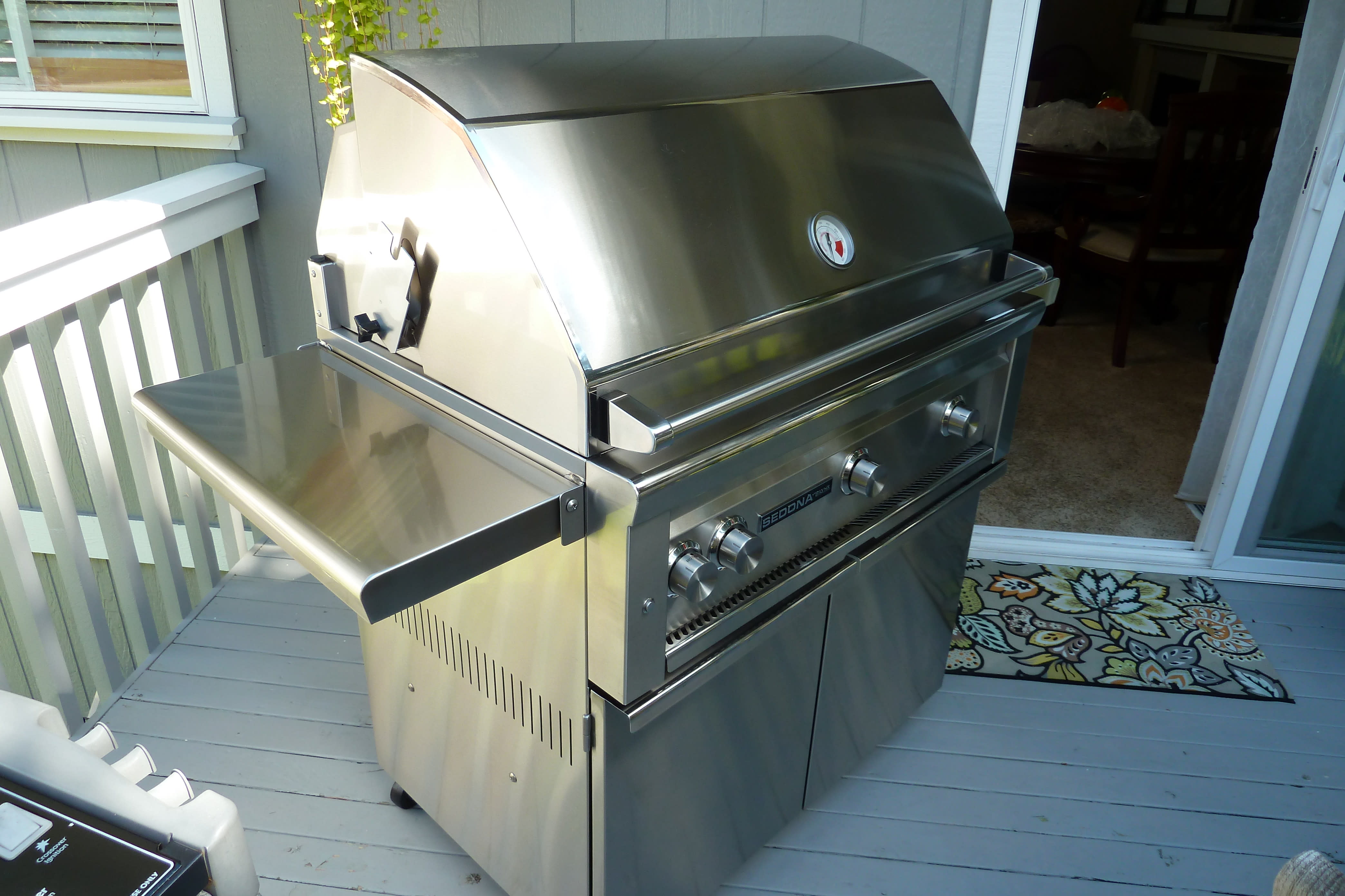 Lynx Sedona Pre Assembled 36 Inch Freestanding Natural Gas Grill