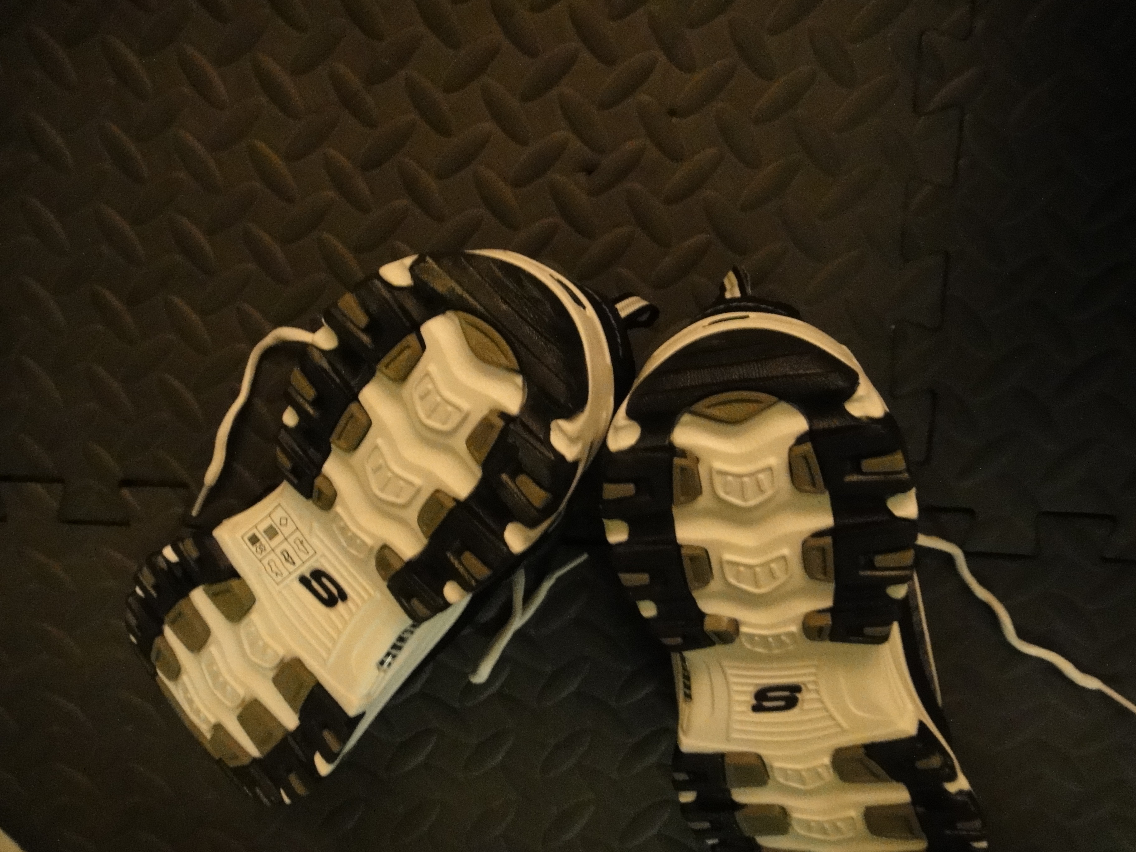 Customer carousel item 12.