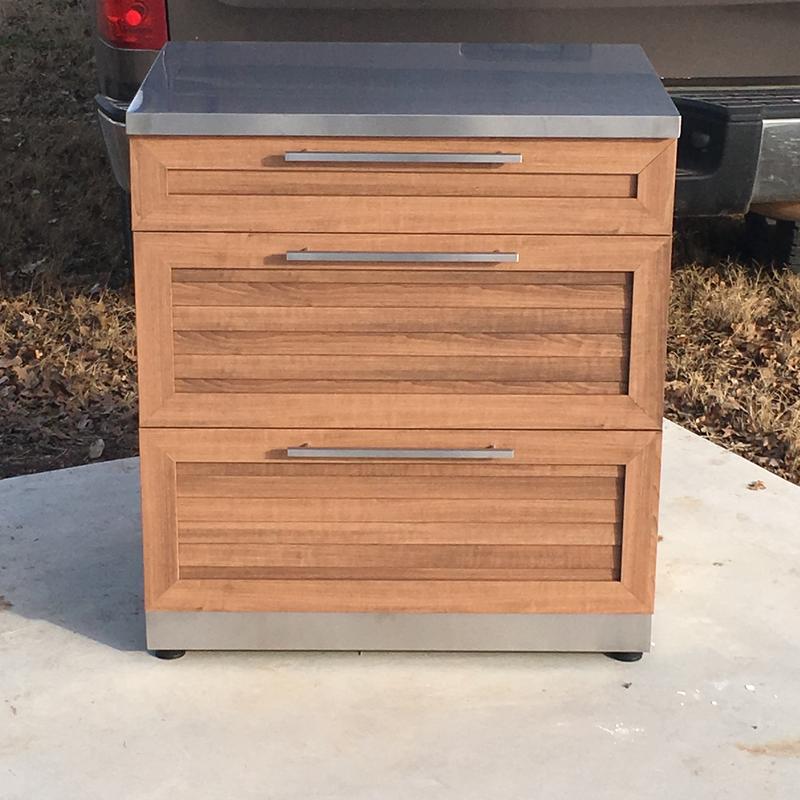 countertop mounted on cabinet