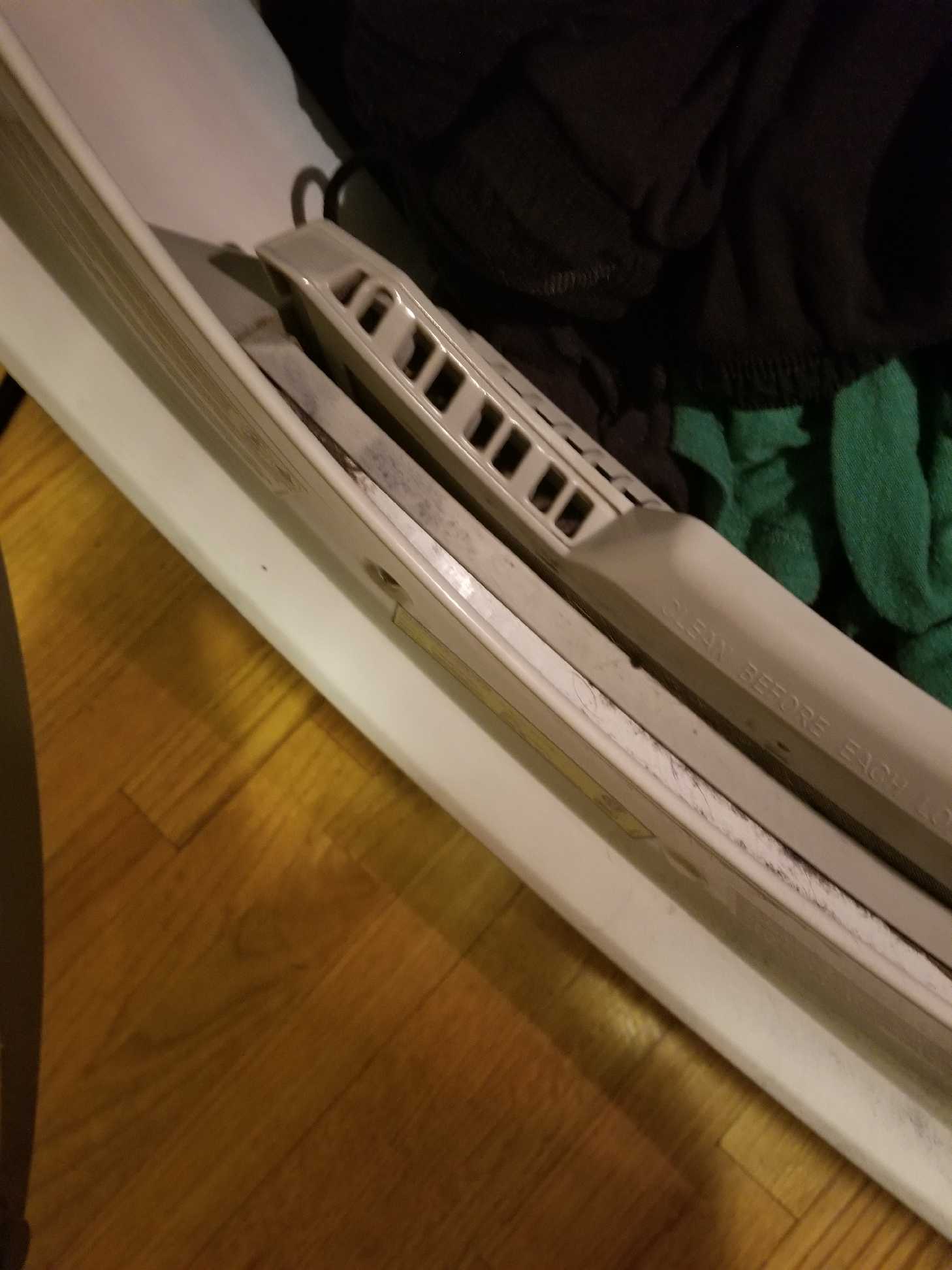 Dye dust in the dryer