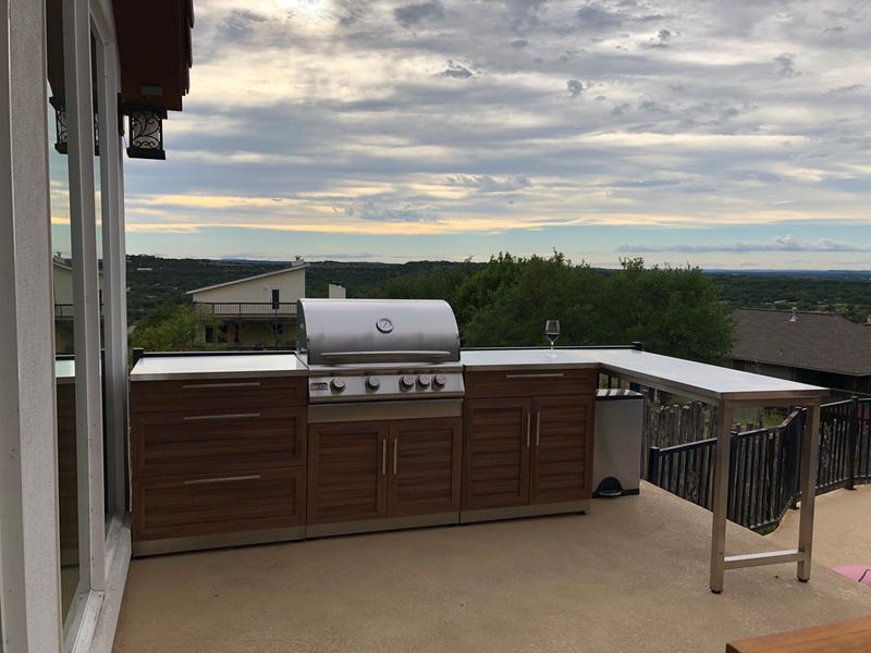 Grove Outdoor Kitchen