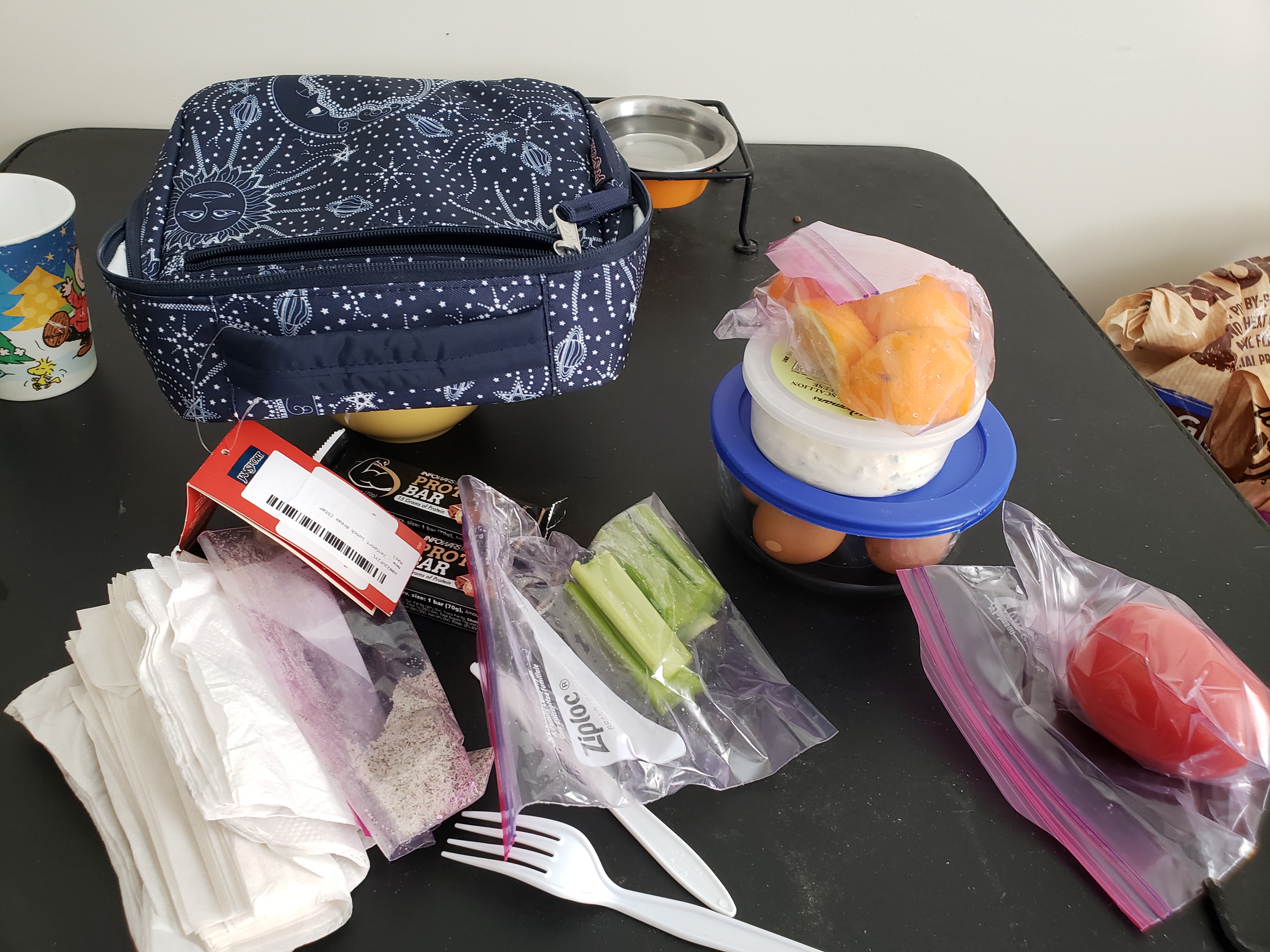 Before meal items packed into the bag.