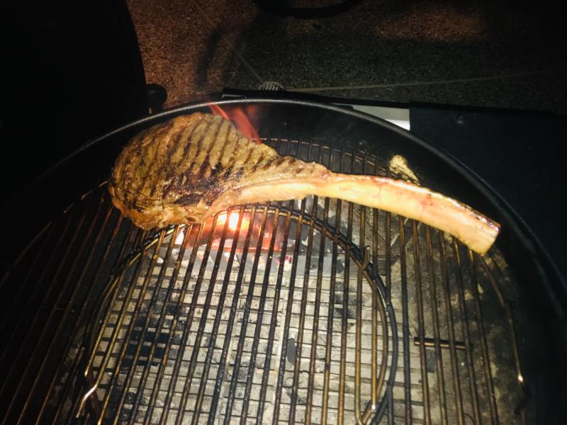 Tomahawk for dinner