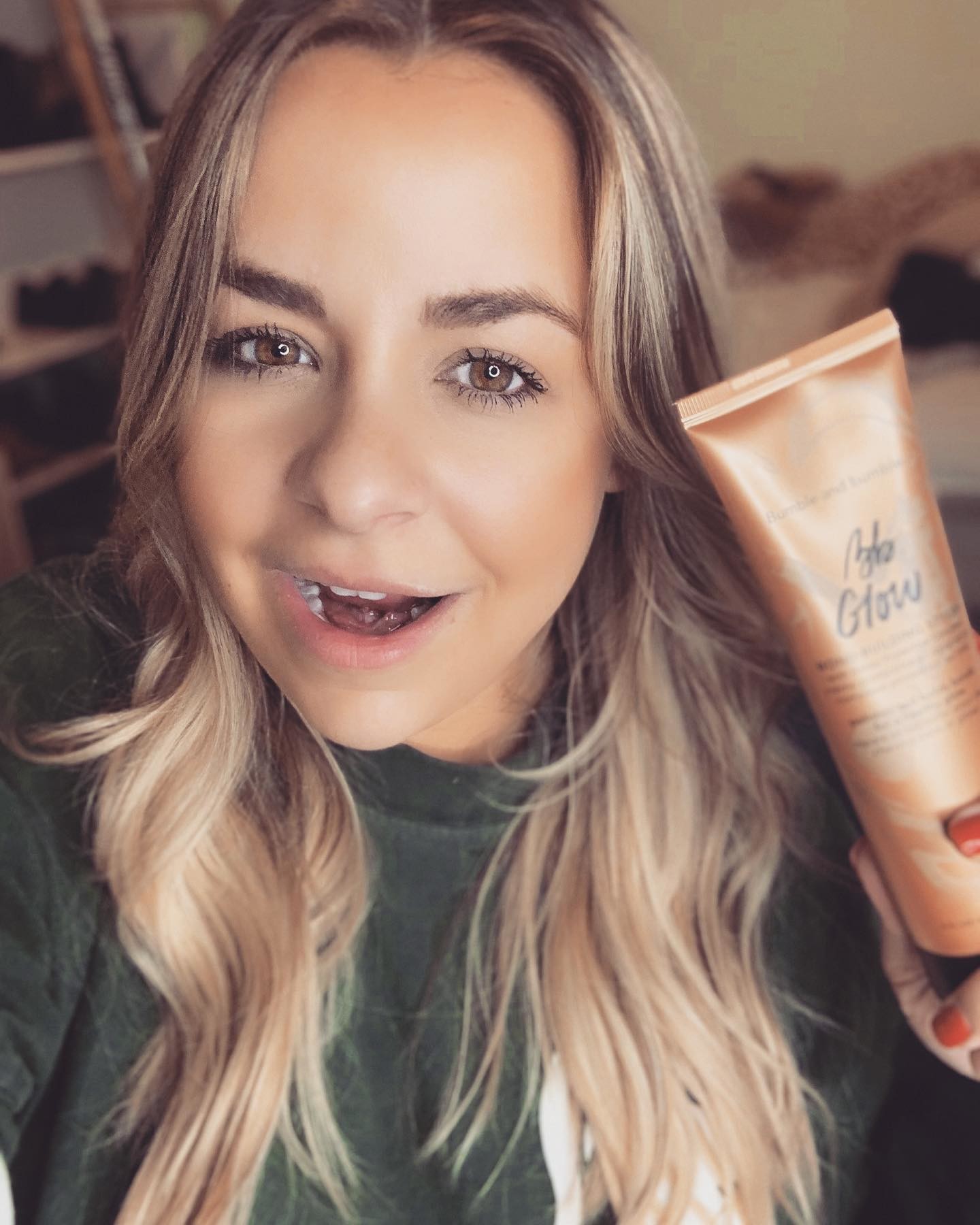 Always get my hair game day ready with @bumbleandbumble 💚🤷🏼‍♀️

#gameday #michiganstate #msu #spartan #alumni #spartanfootball #Bigten #glowyourownway #contest #complimentary @bumbleandbumble @Influenster