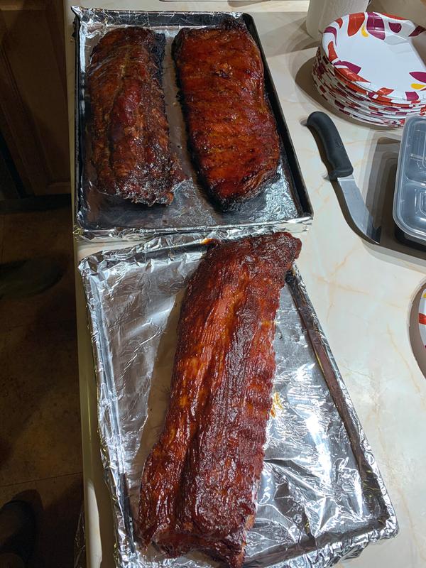 The rack on the pan alone is Traeger pork and poultry rub with traeger BBQ sauce