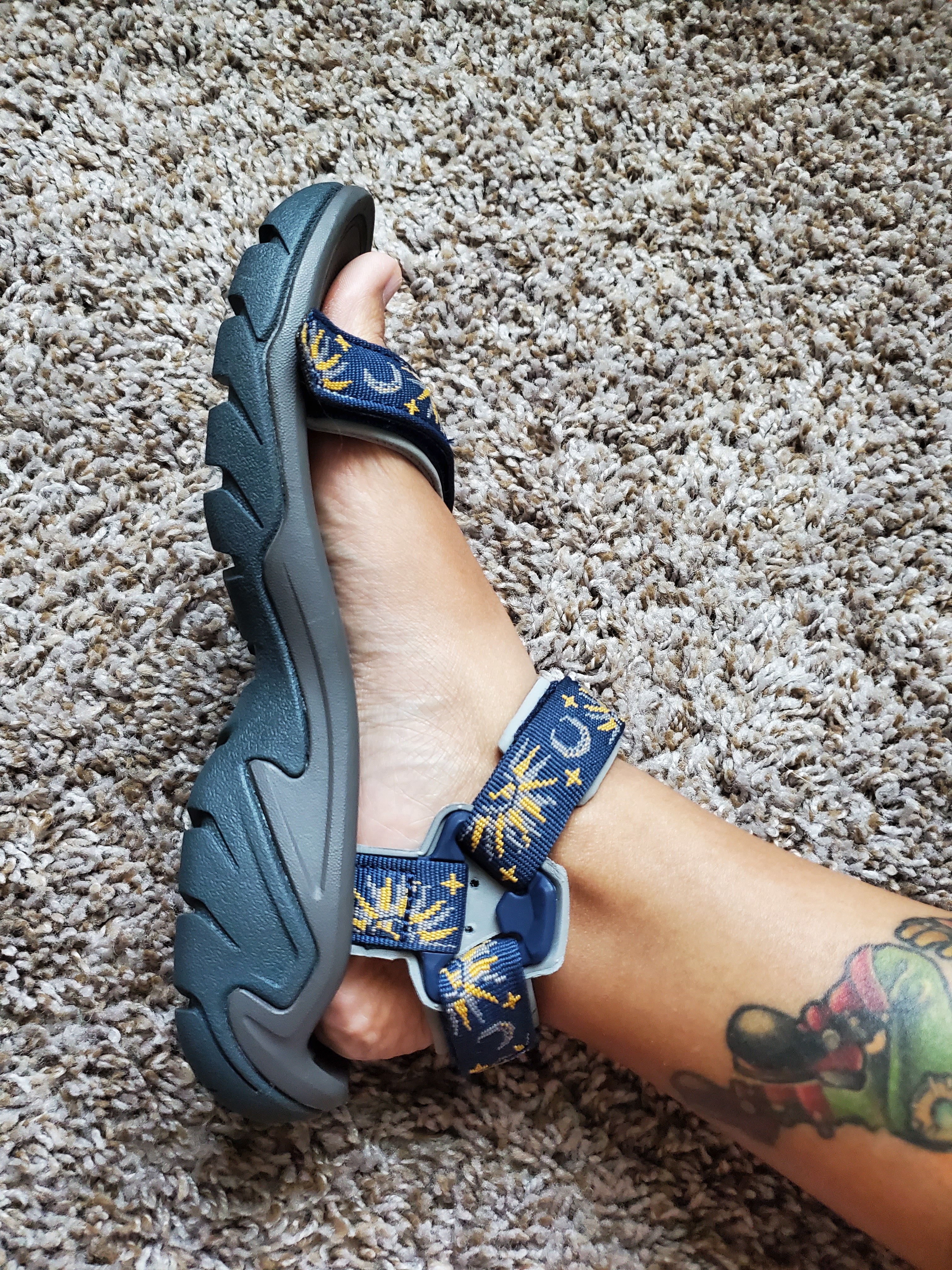 Customer carousel item 12.