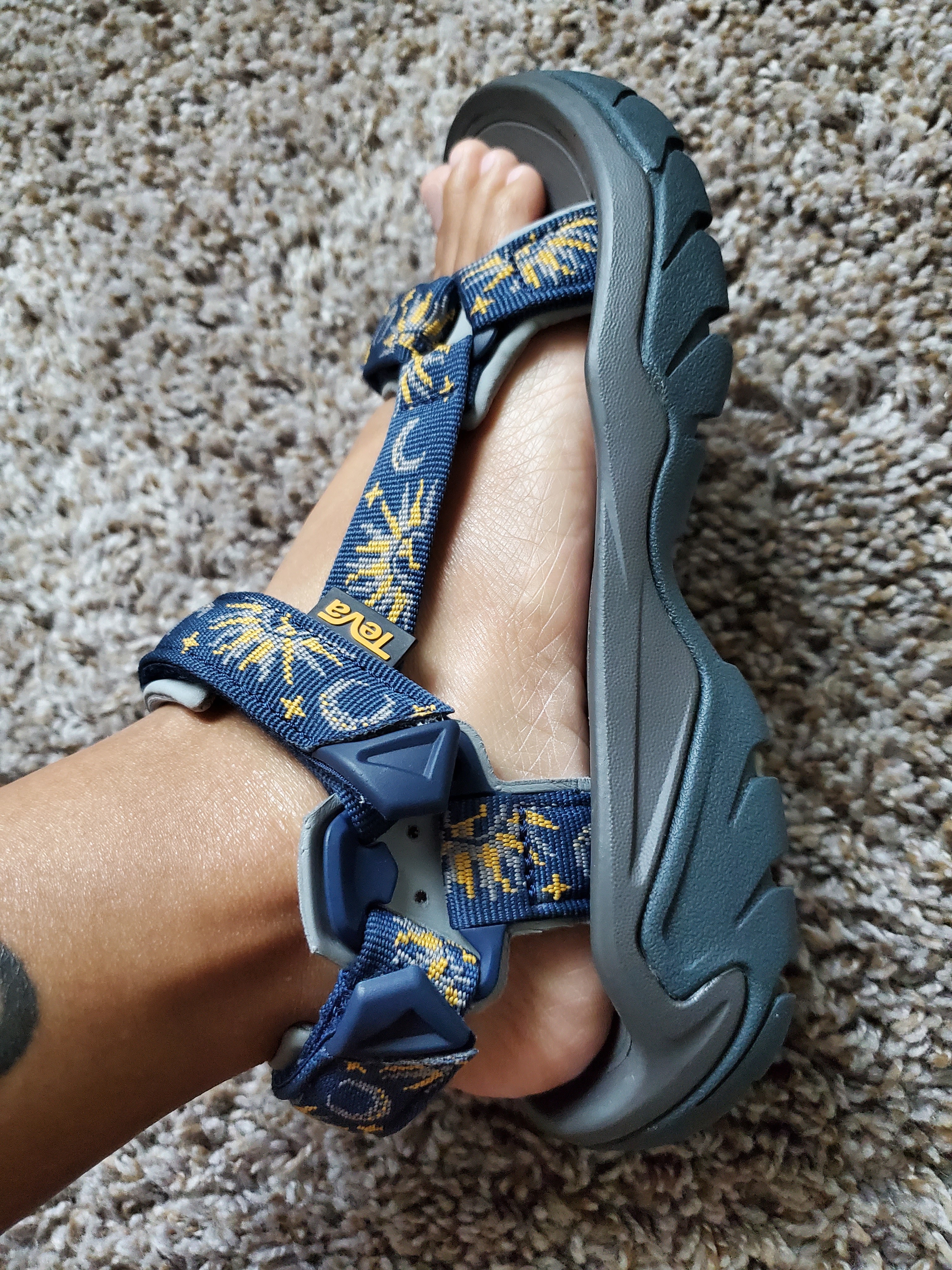 Customer carousel item 14.