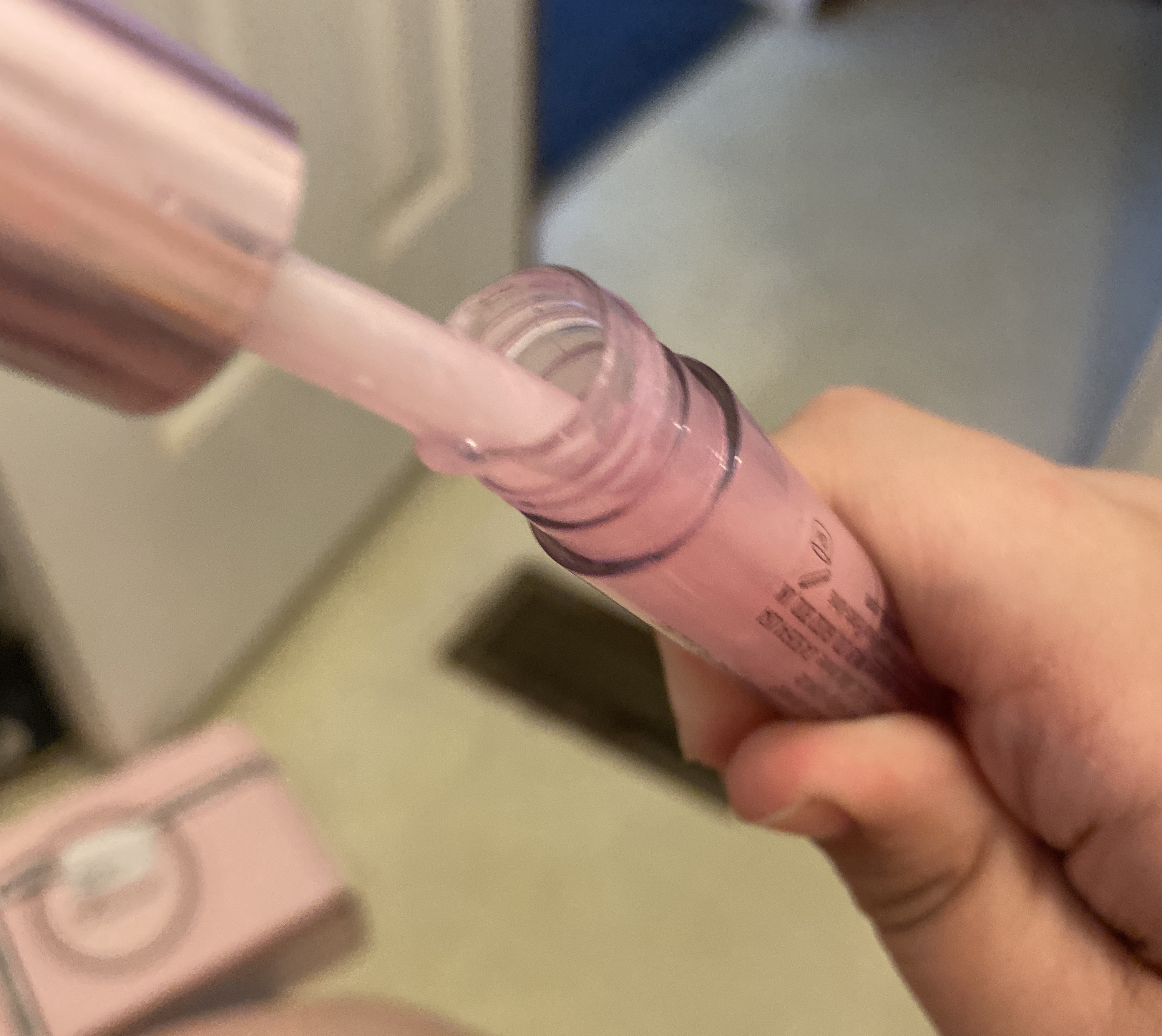 The stopper is in the lid.