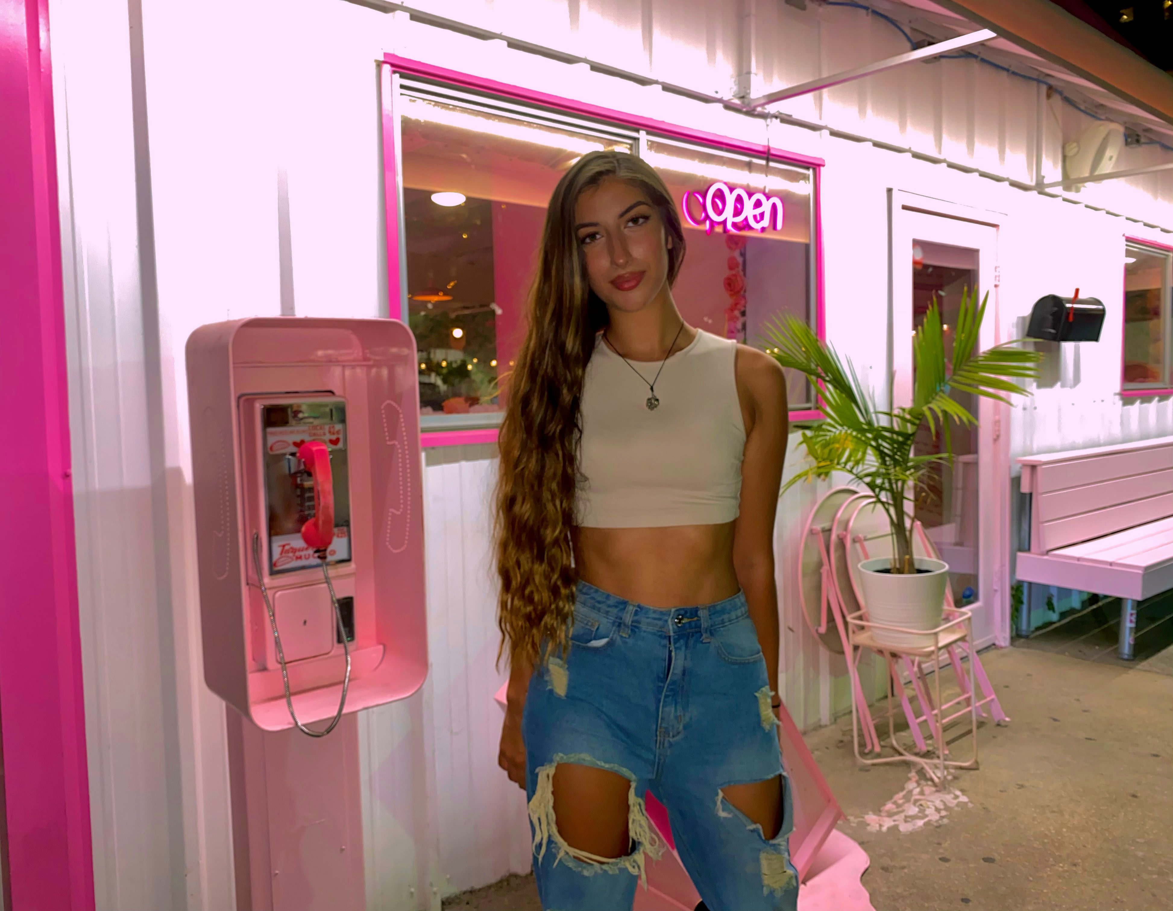 Customer carousel item 4.