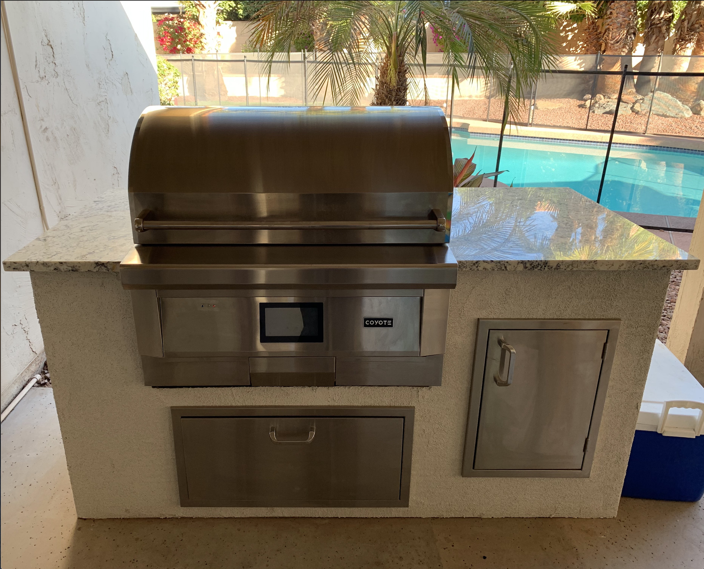 Coyote 36-Inch Built-In Pellet Grill - C1P36 : BBQGuys