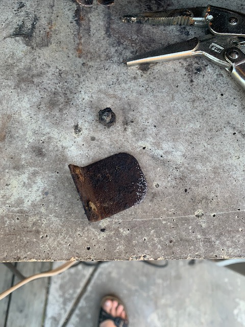 Gas hood came off with just a tap. The "allen screw" connecting the crossfire channels had to be cut off.