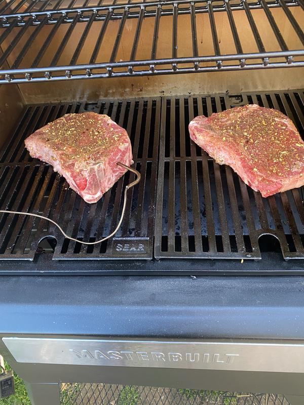 First time cooking steaks on my 560