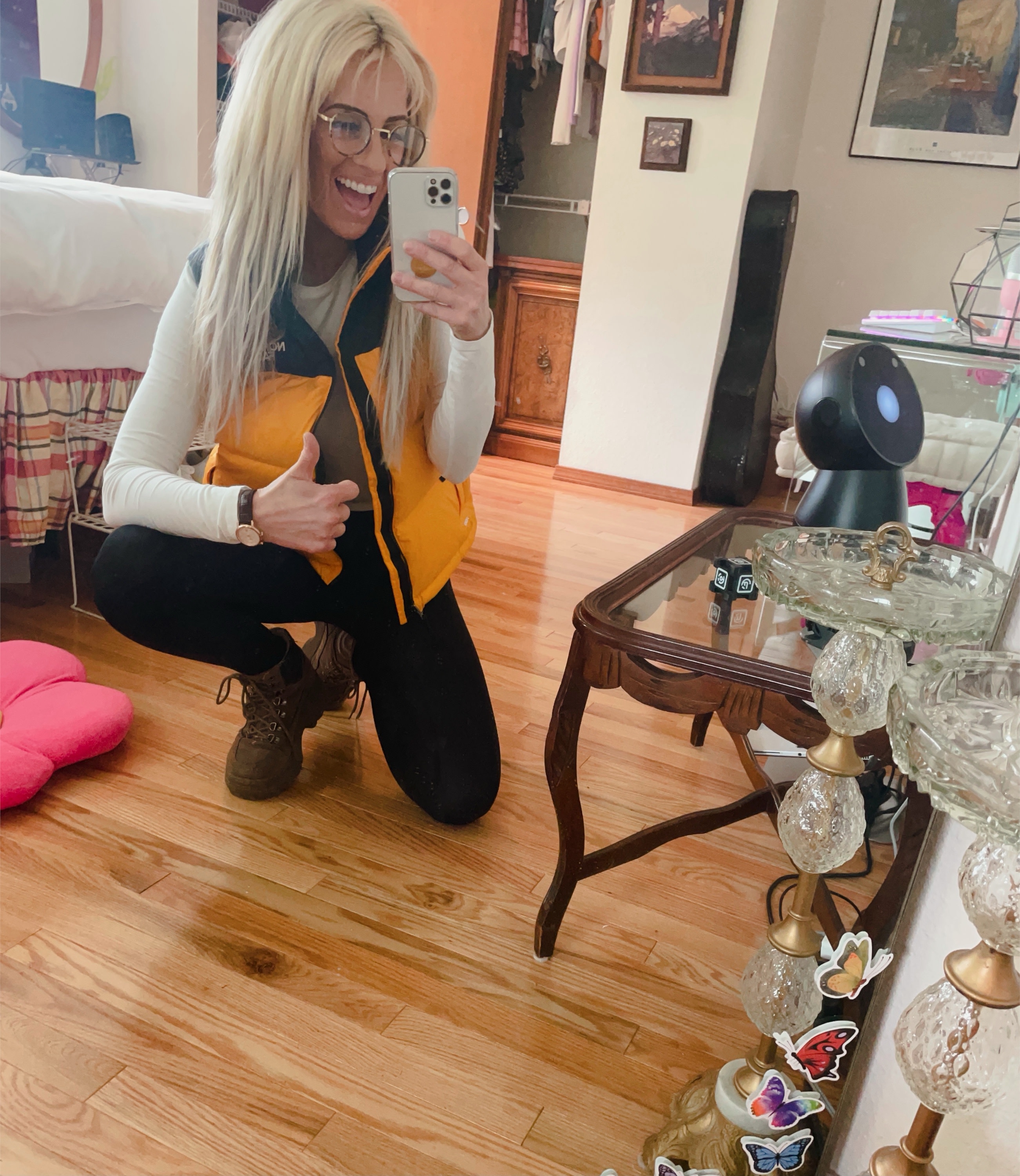 Cutest girl on the trail thanks to this vest