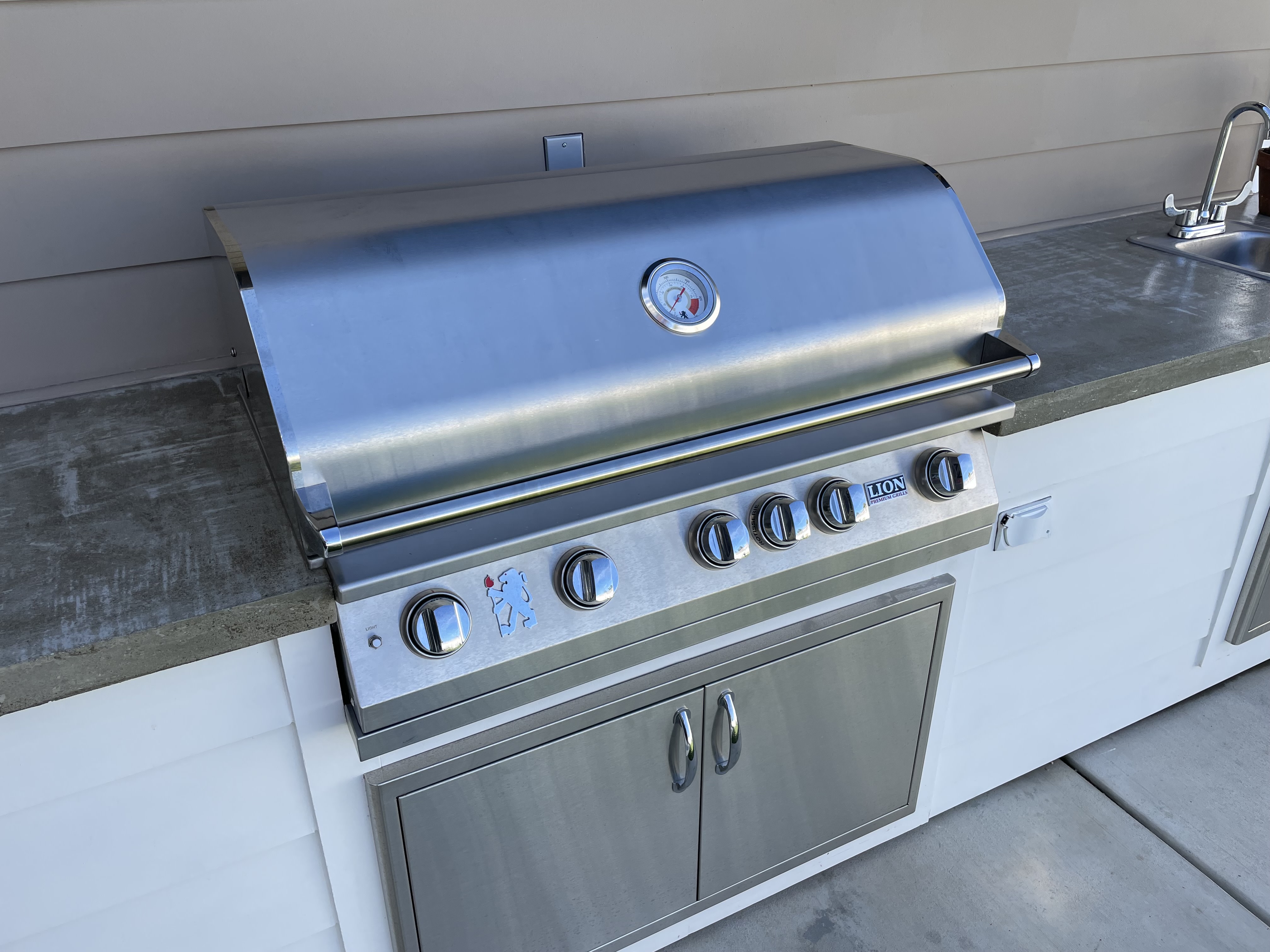 Lion grill reviews online