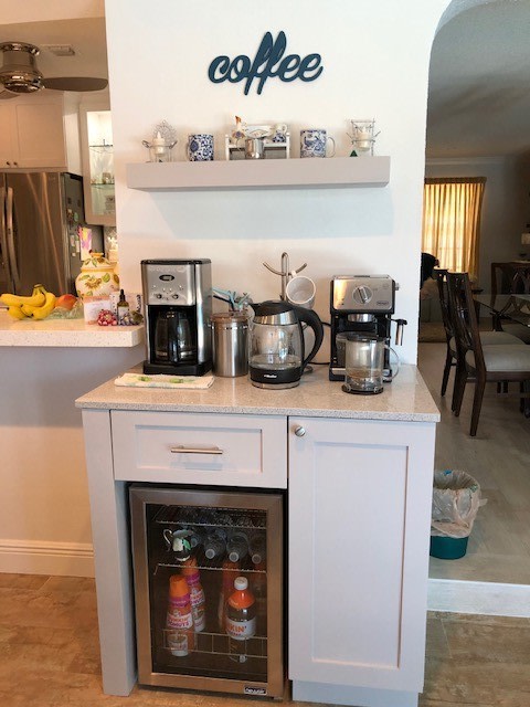 Customer carousel item 11.