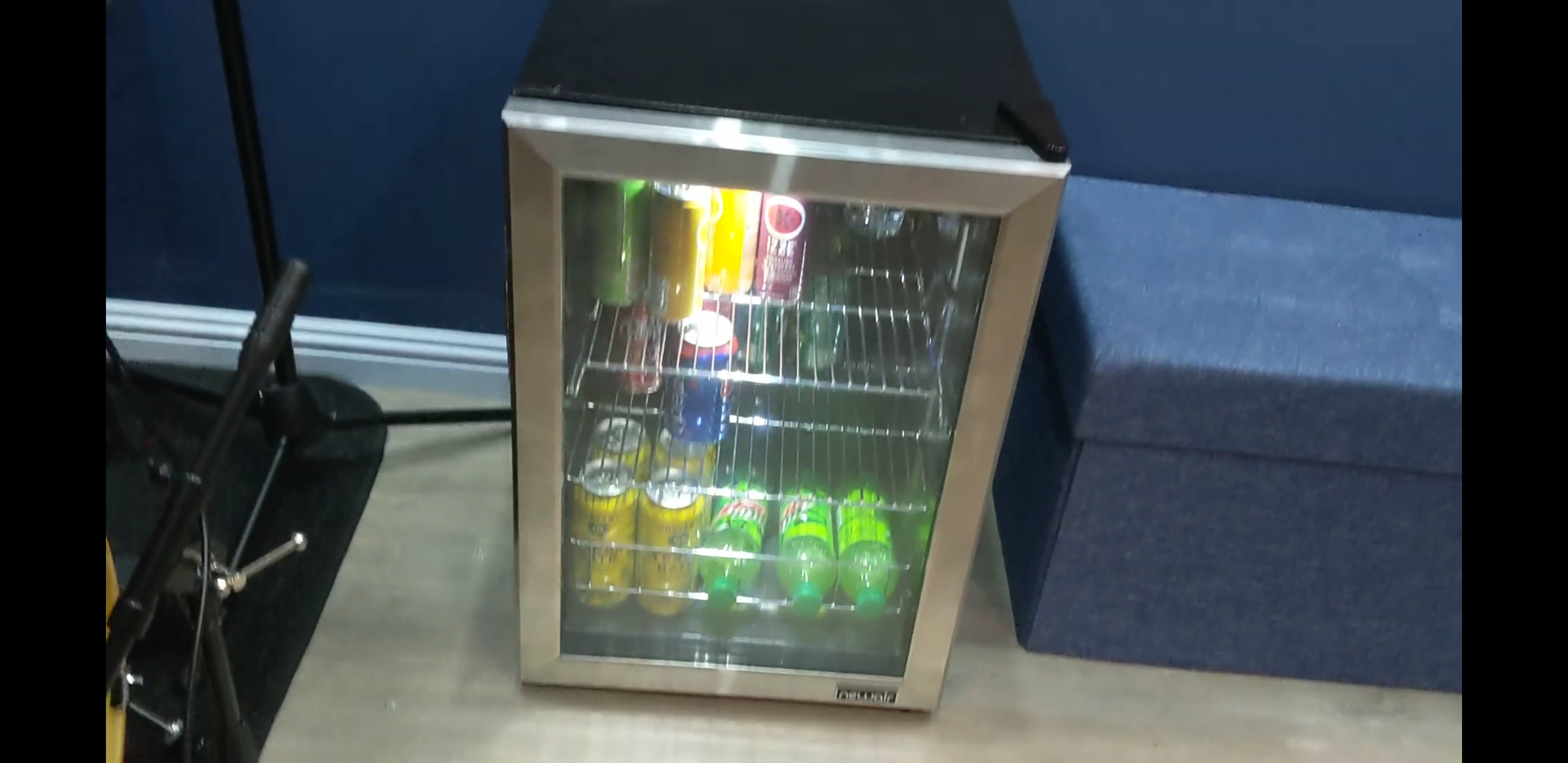 Customer carousel item 9.