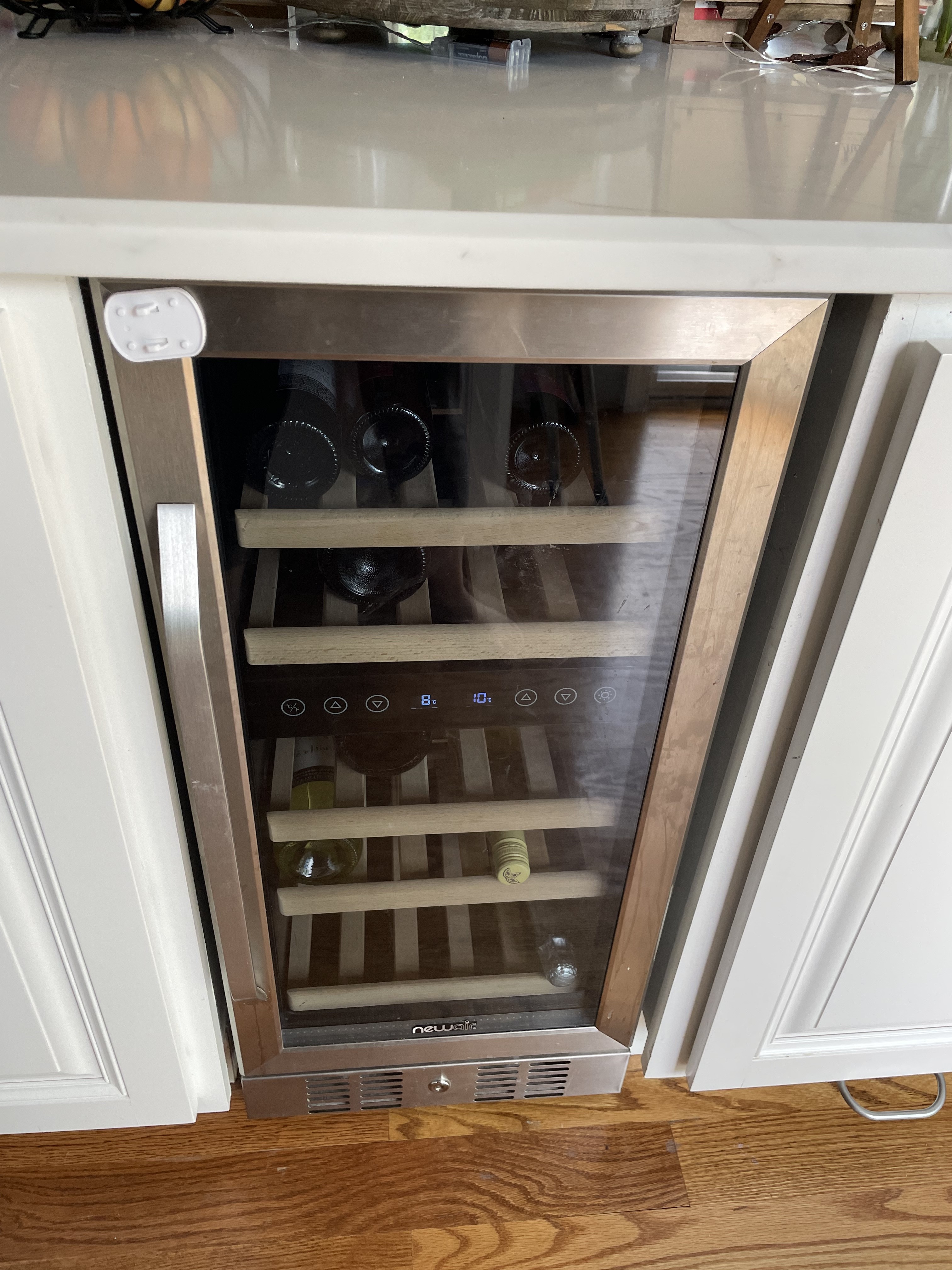 Customer carousel item 4.