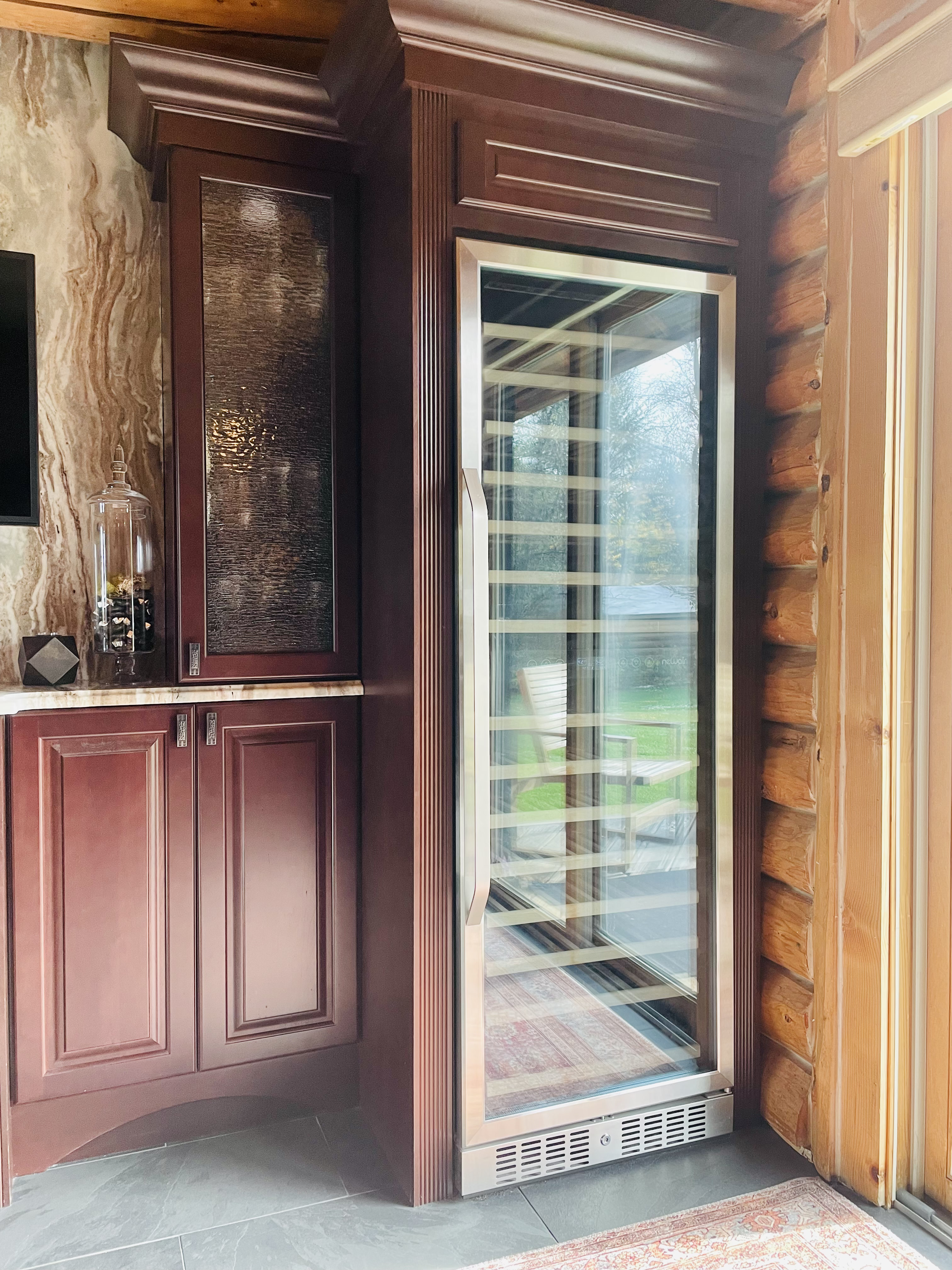 Customer carousel item 10.