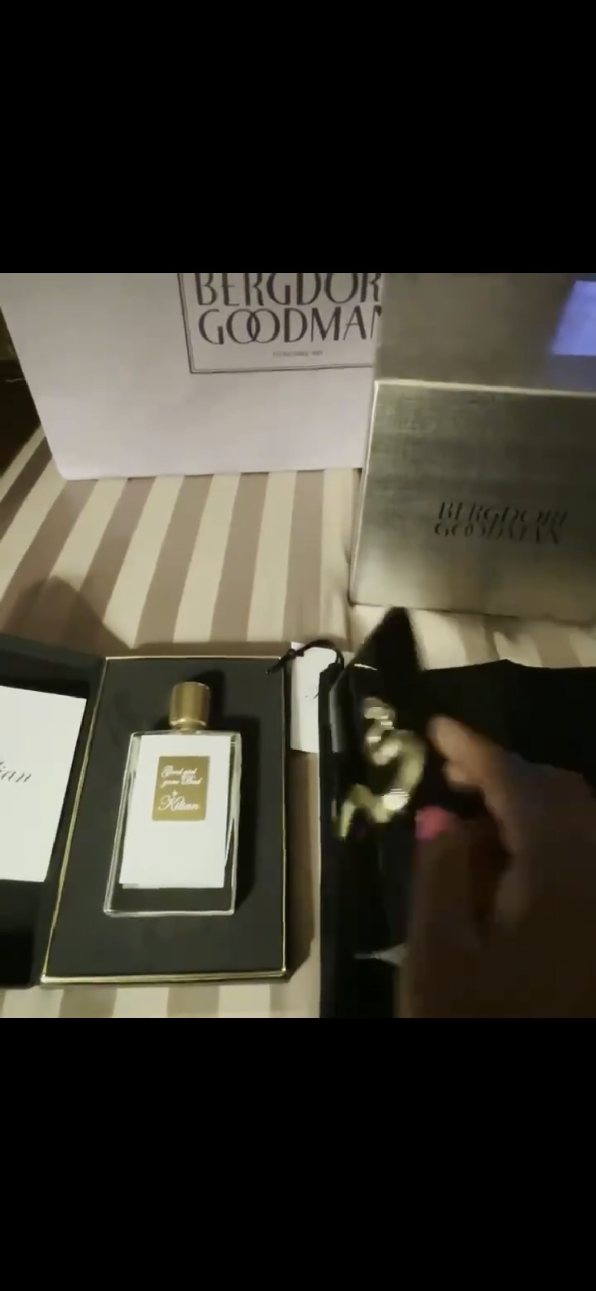 Customer carousel item 8.