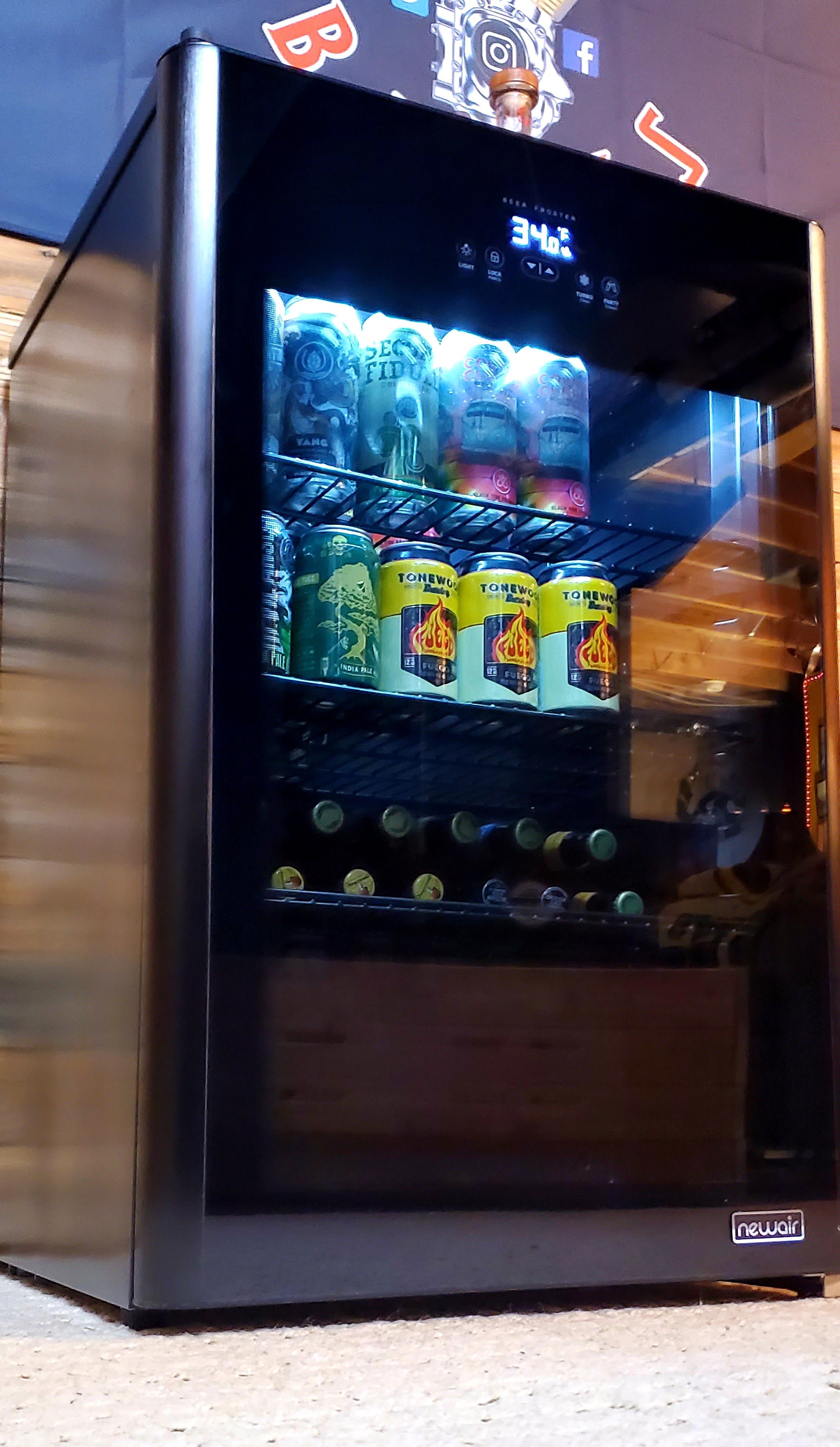 Customer carousel item 15.