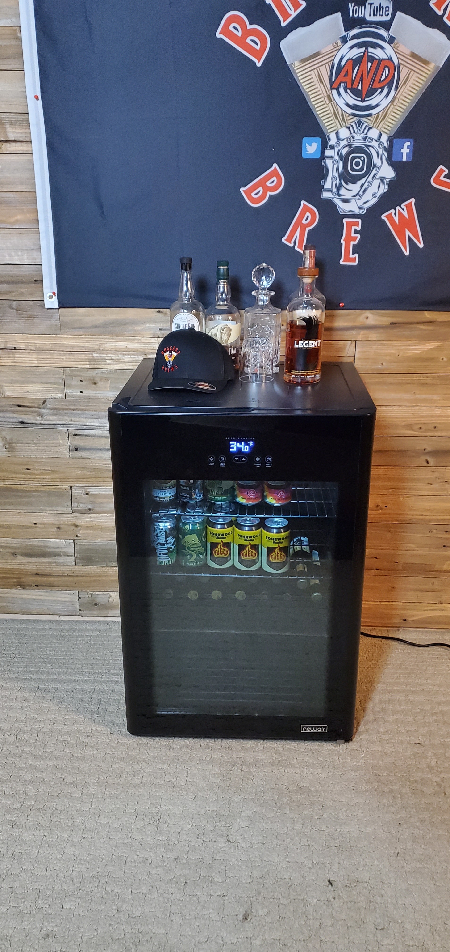 Customer carousel item 8.