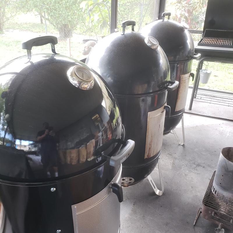 The WSM family of ThirdsBBQ.com