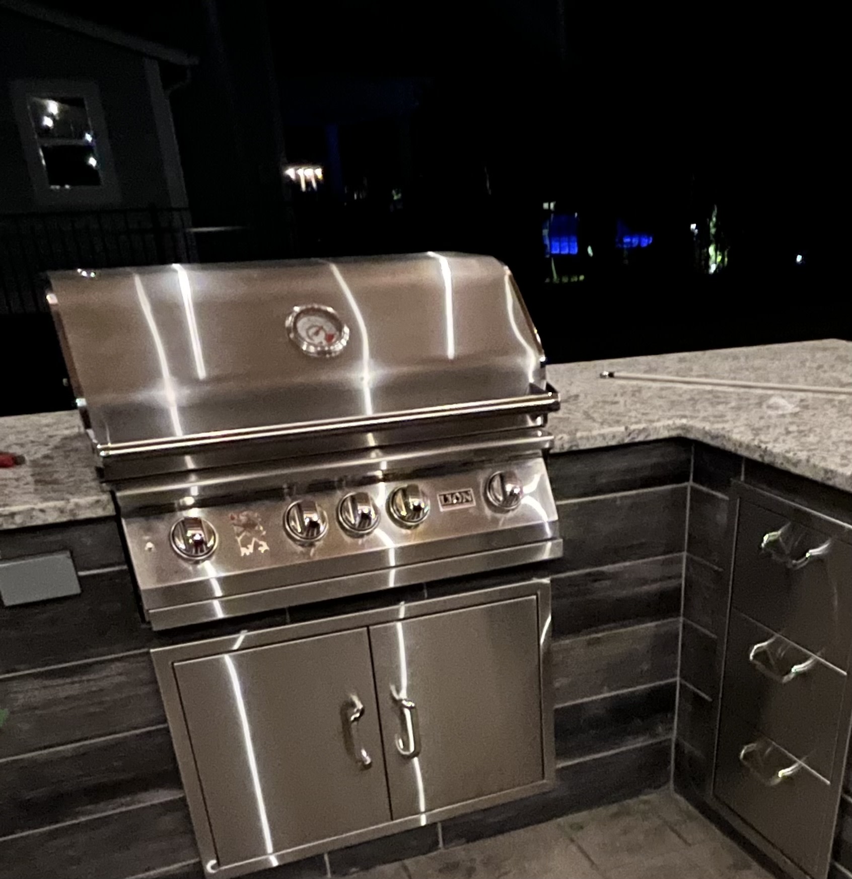 Lion L75000 32-Inch Stainless Steel Built-In Natural Gas Lion L75000 32-Inch Stainless Steel Built-In Natural Gas