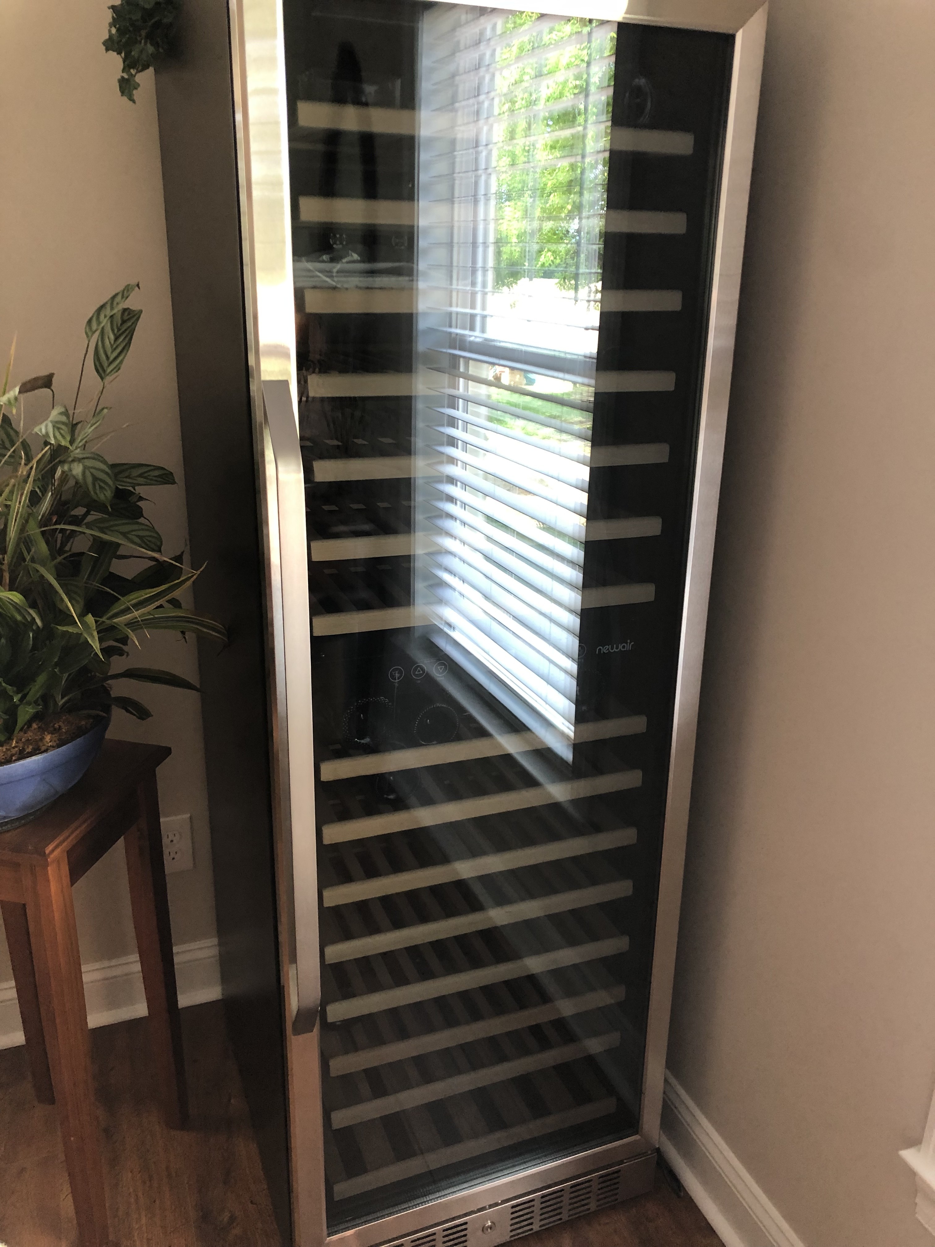 NewAir wine cooler