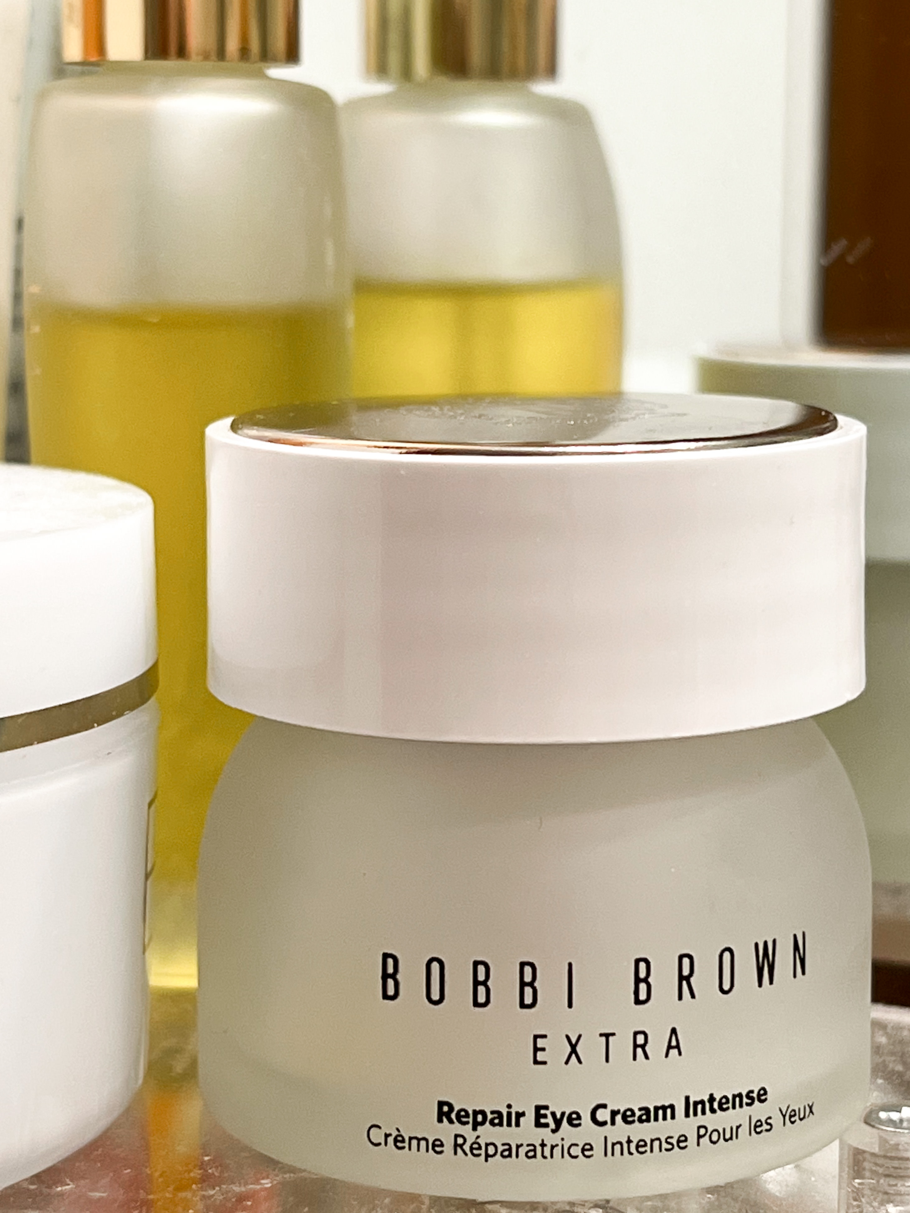 Customer carousel item 6.