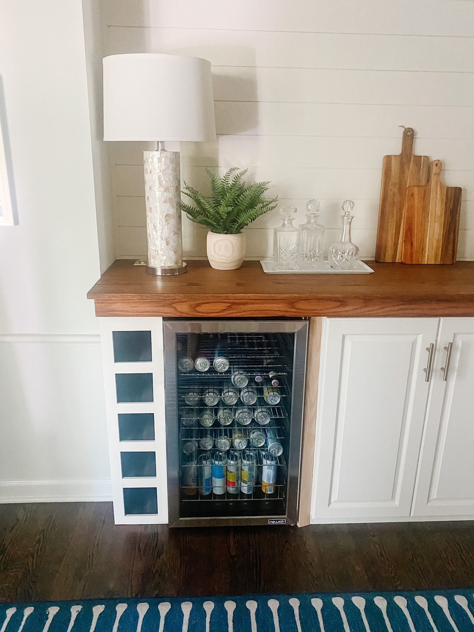 Customer carousel item 5.