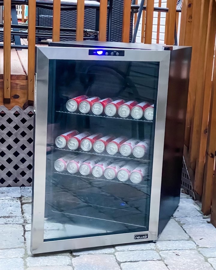 Customer carousel item 3.