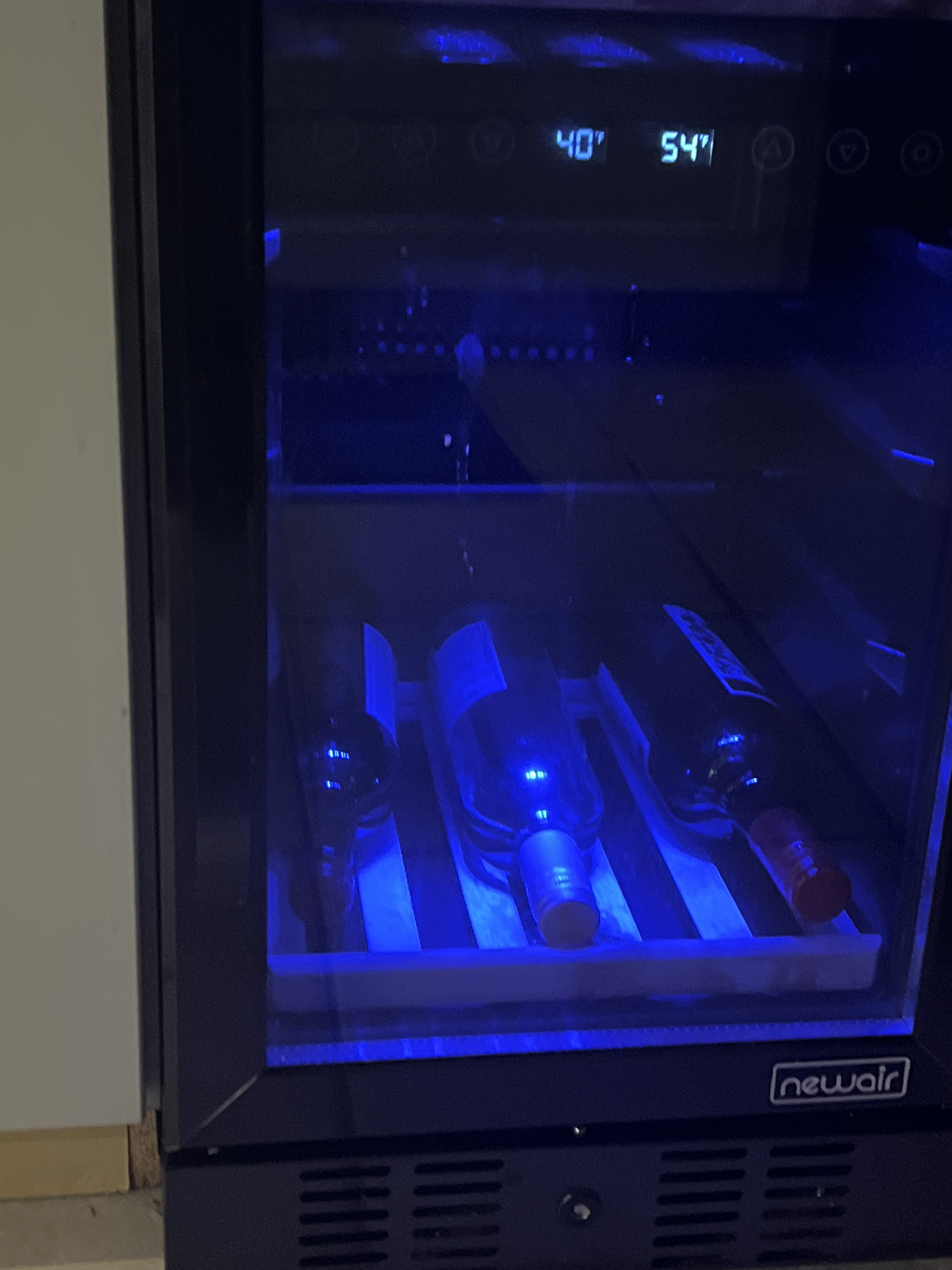 Customer carousel item 1.