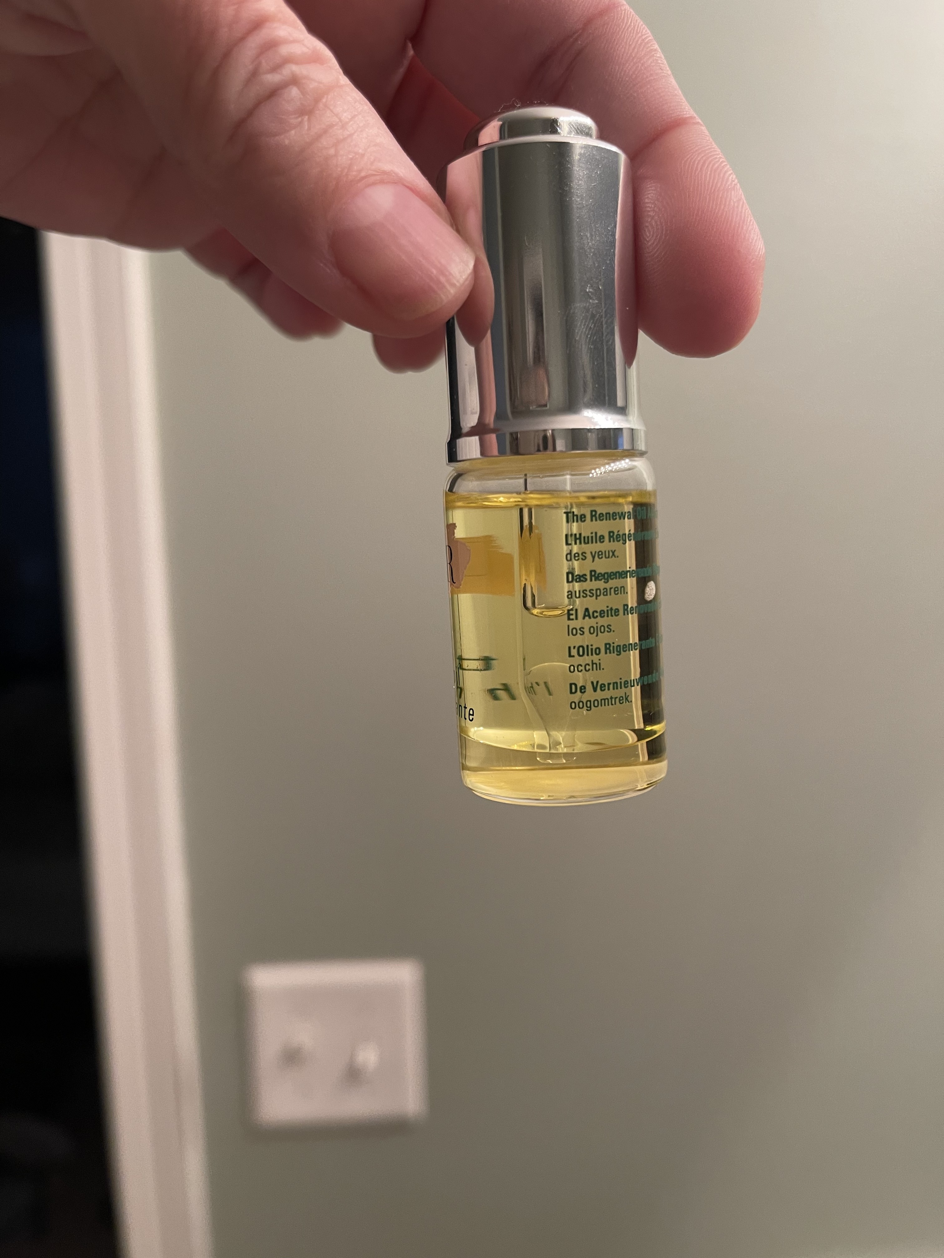 Customer carousel item 9.