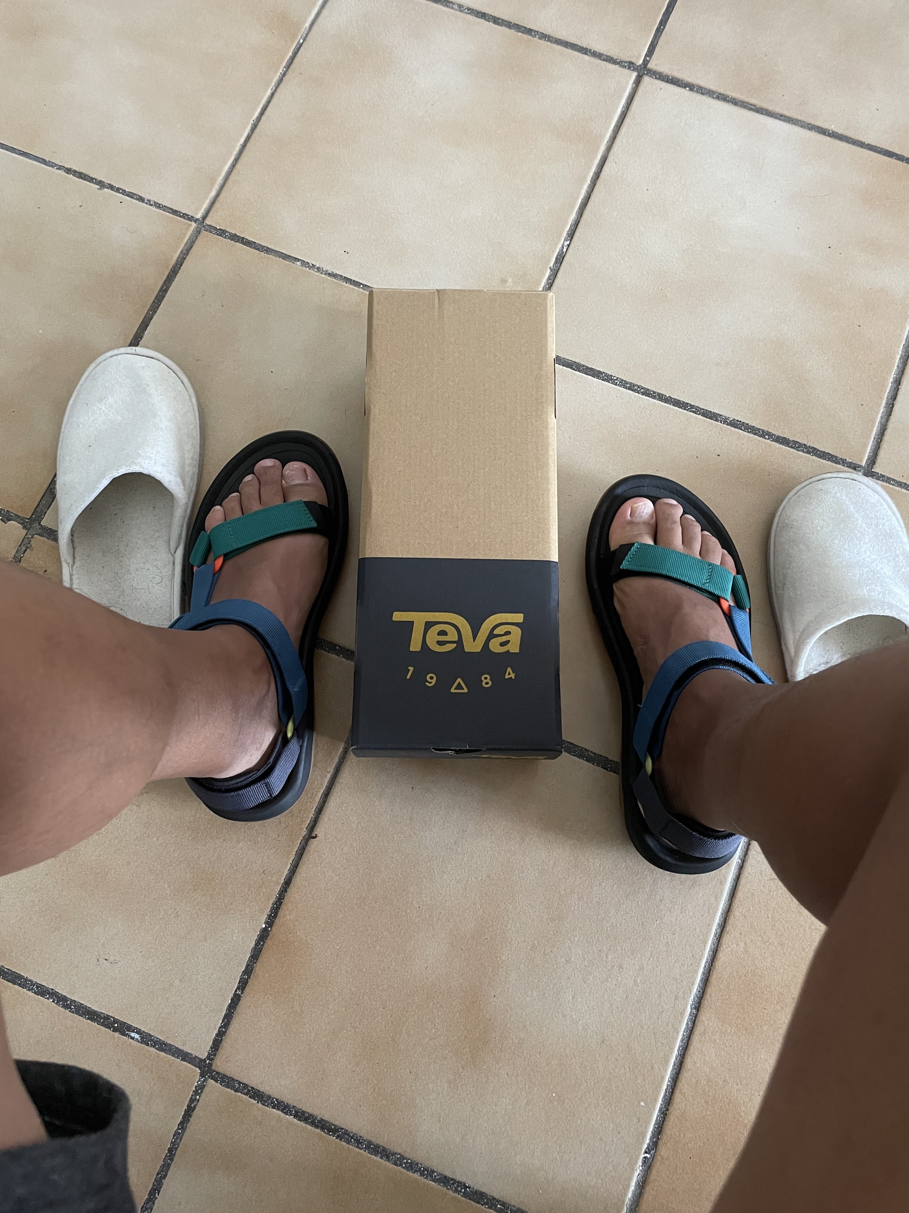 Teva Men's Hurricane XLT2 Water-Resistant Sandals - Macy's