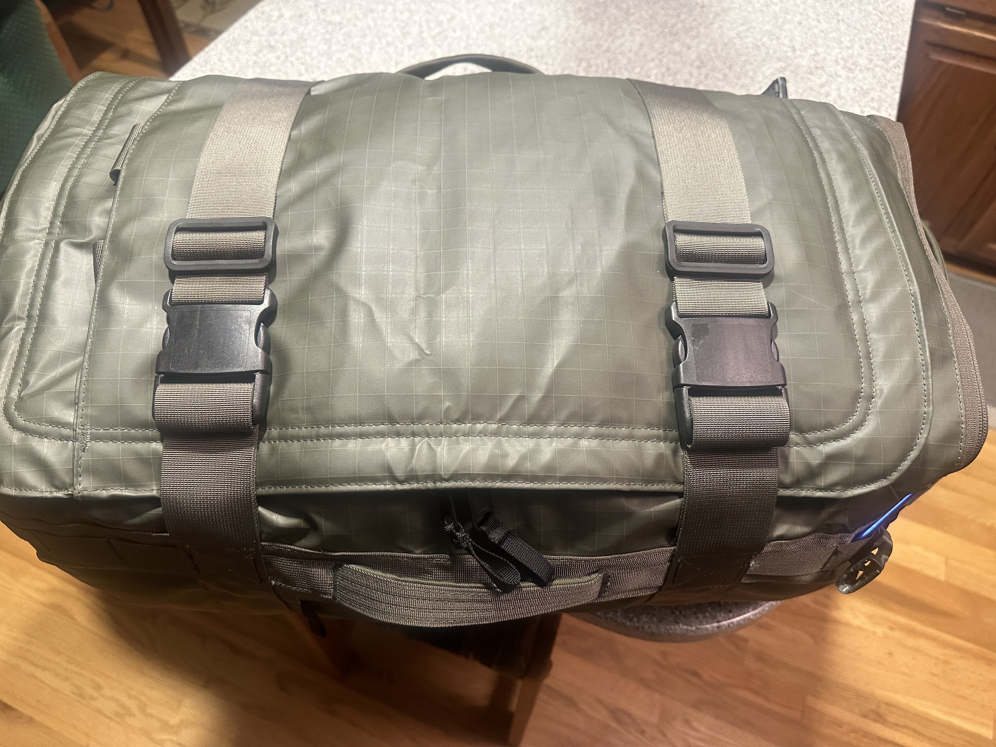 Hacked carry straps.