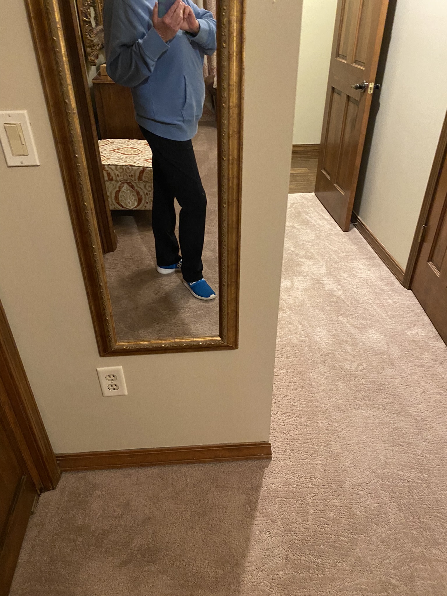 Customer carousel item 4.