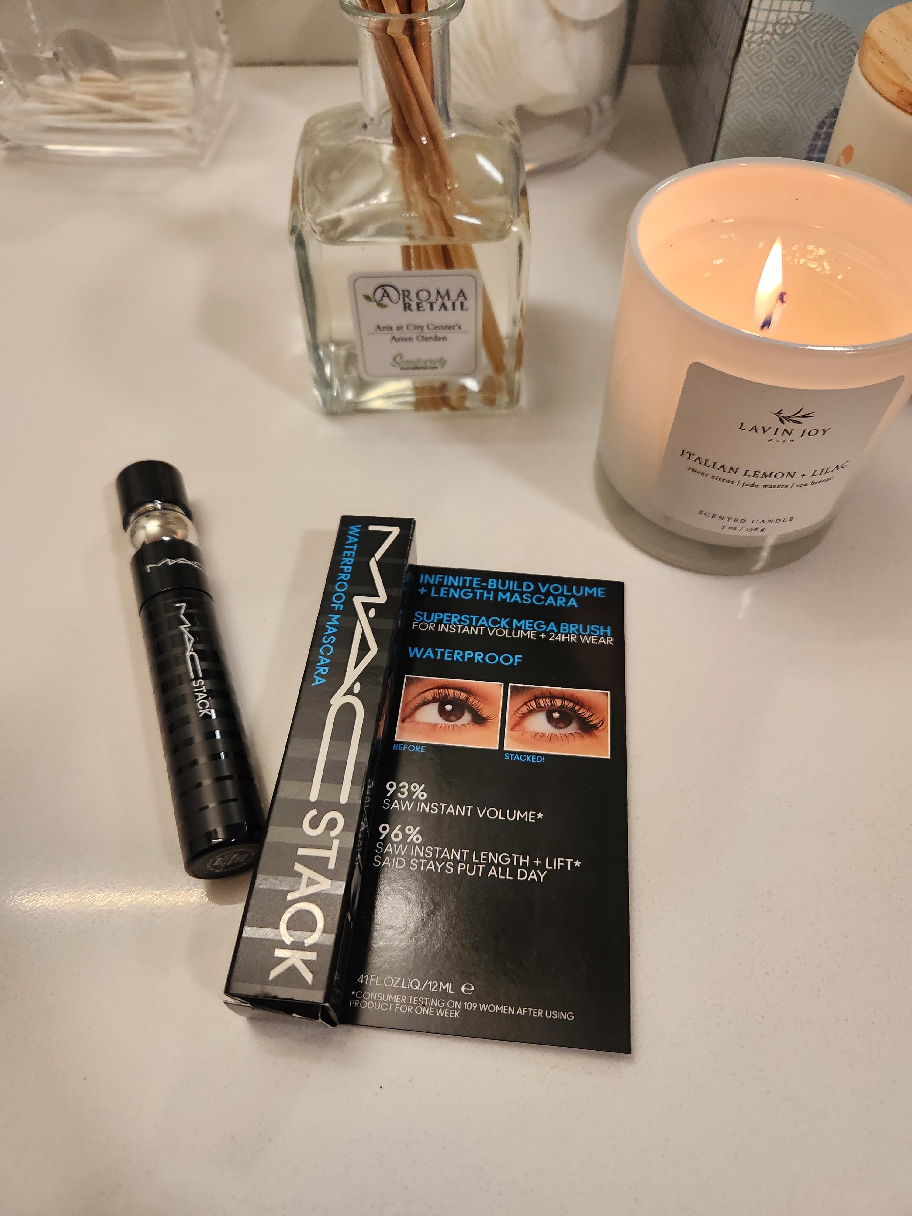 Flat lay in the bathroom!