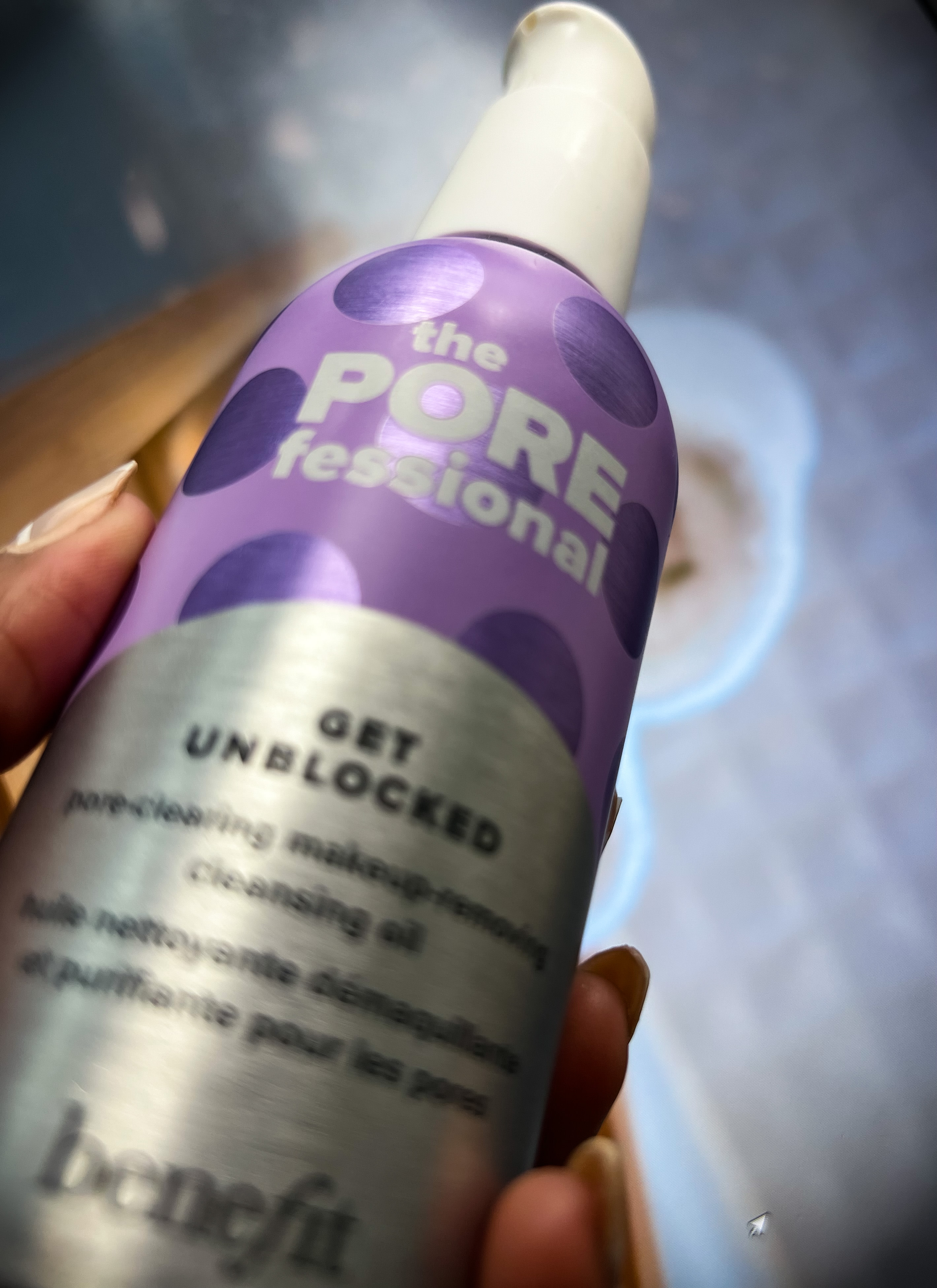 Customer carousel item 11.