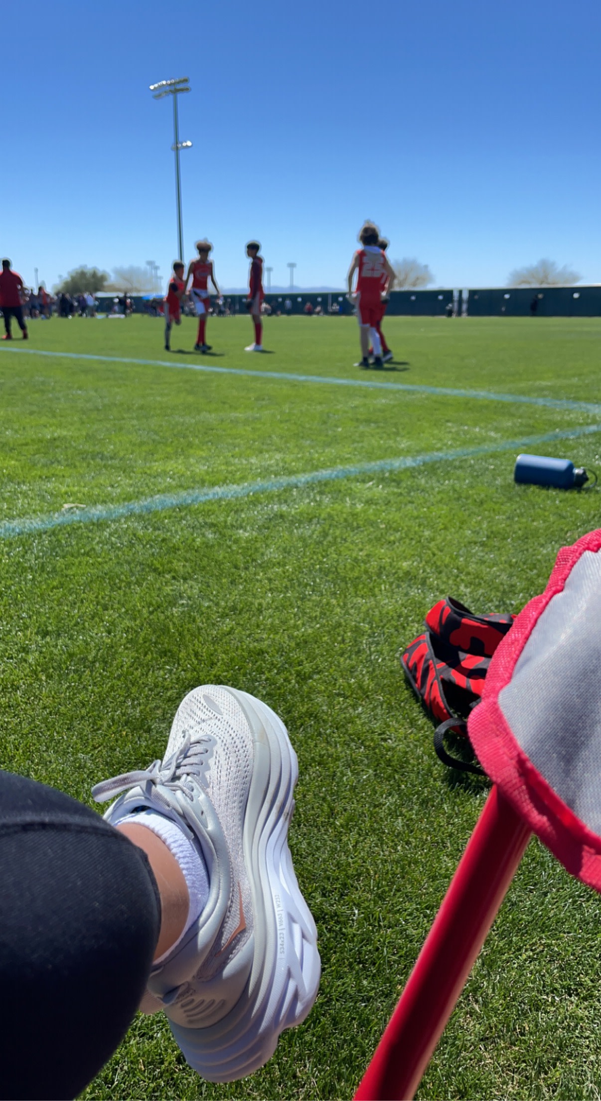 Women's Bondi 8 Wide Low Top Sneakers