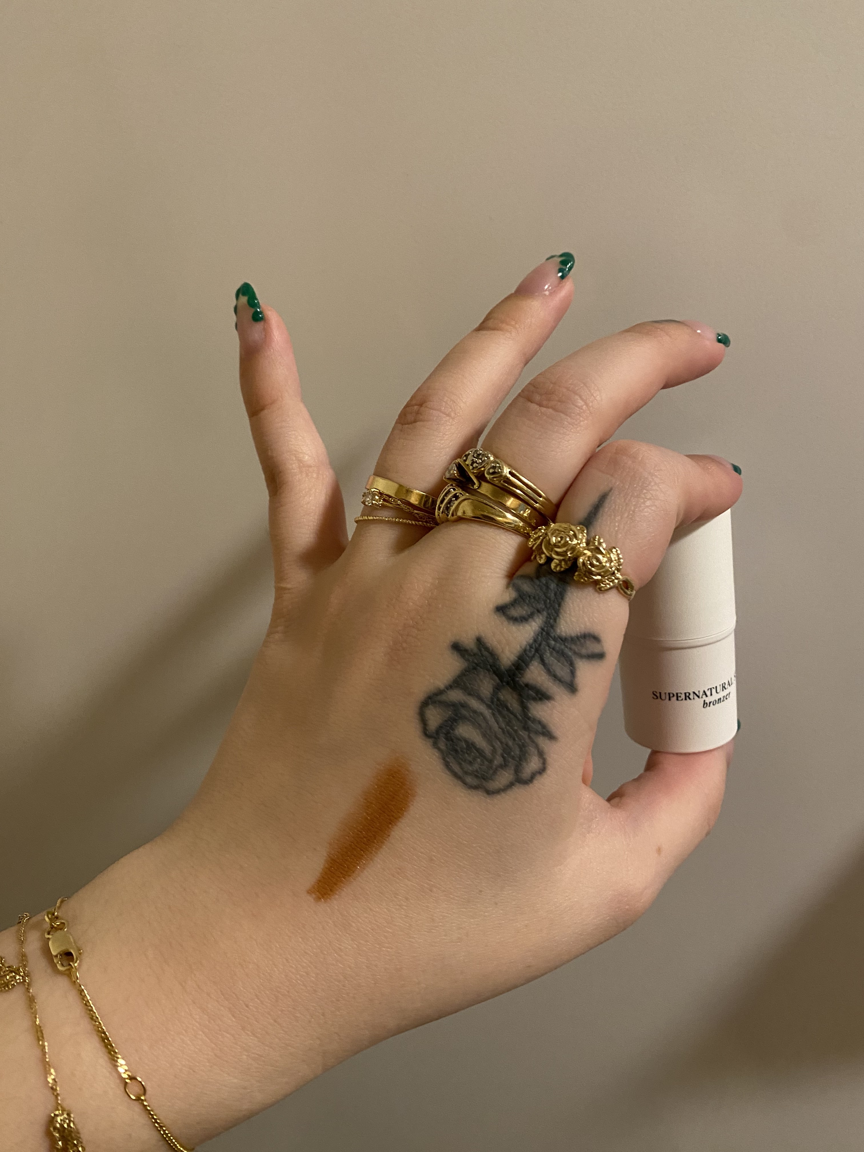 Customer carousel item 6.