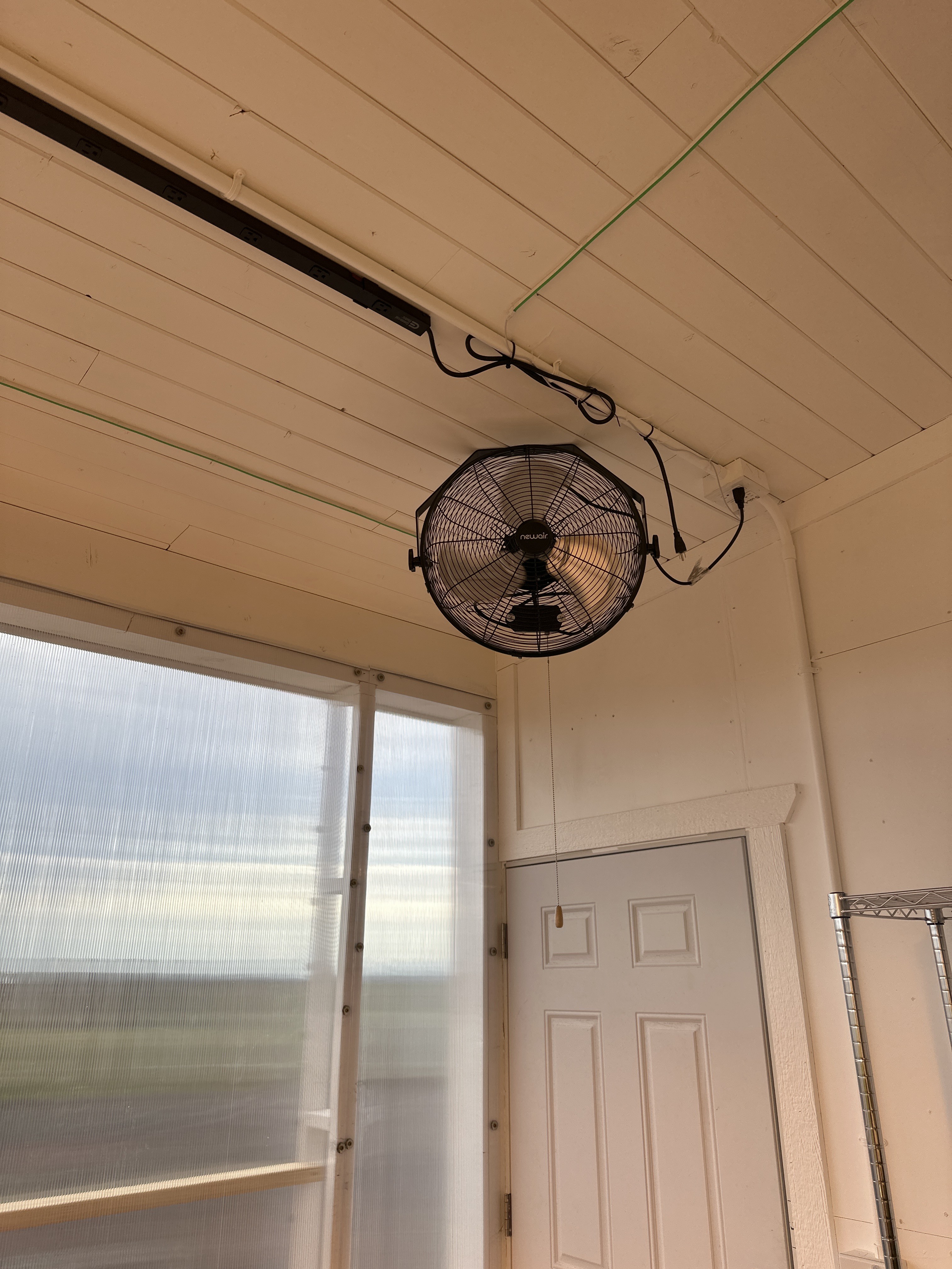 Customer carousel item 1.