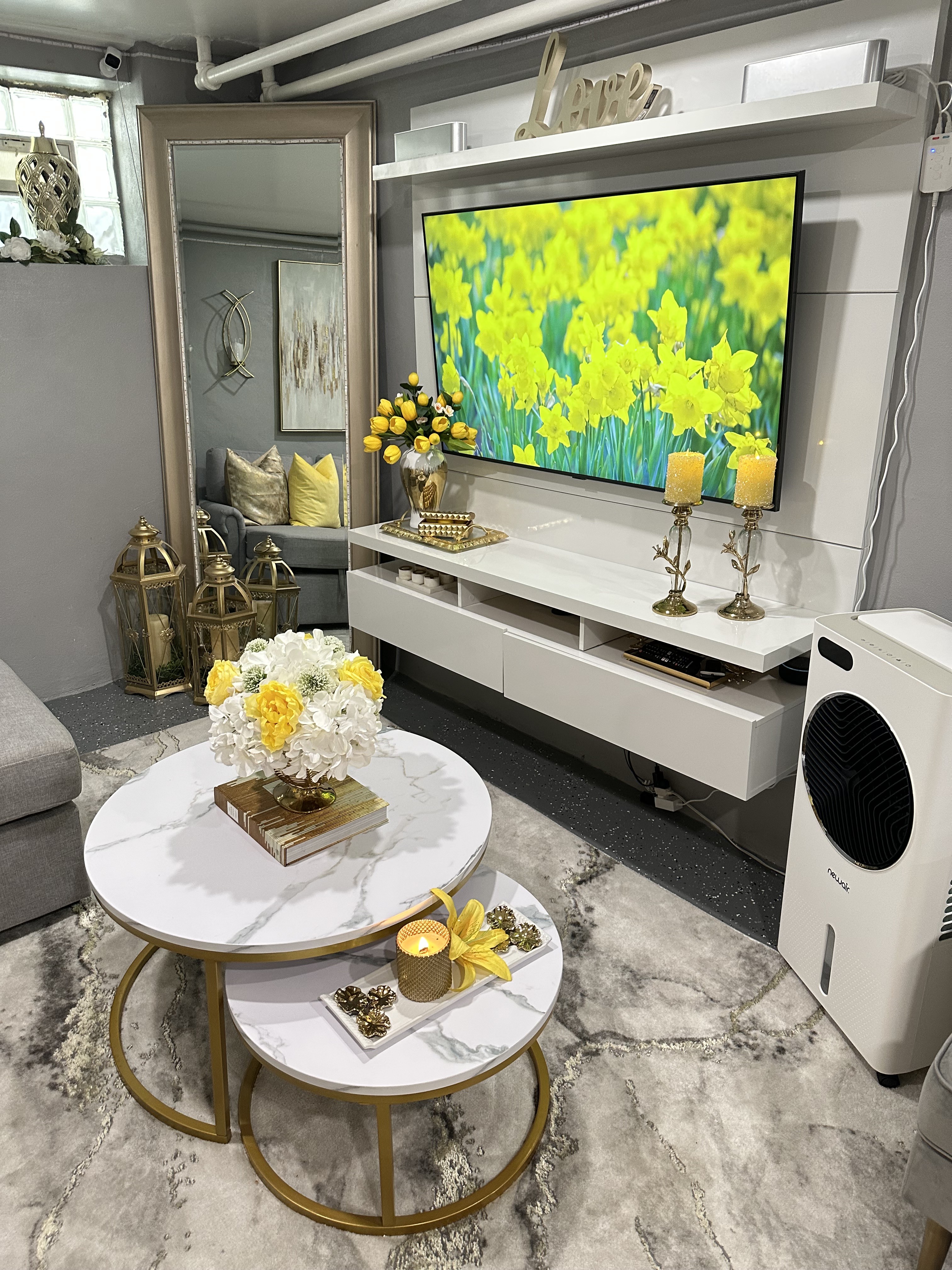 Customer carousel item 2.