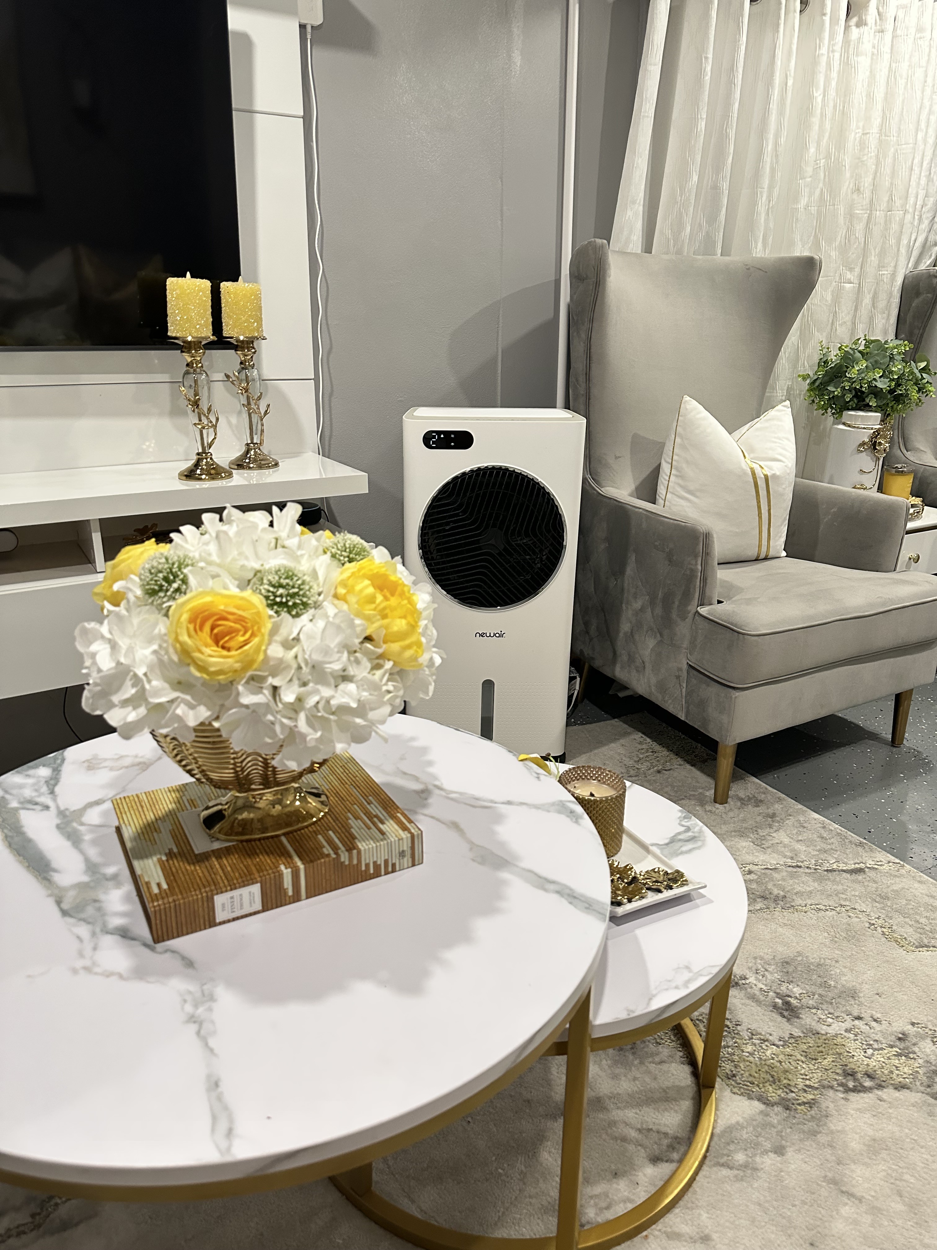 Customer carousel item 3.